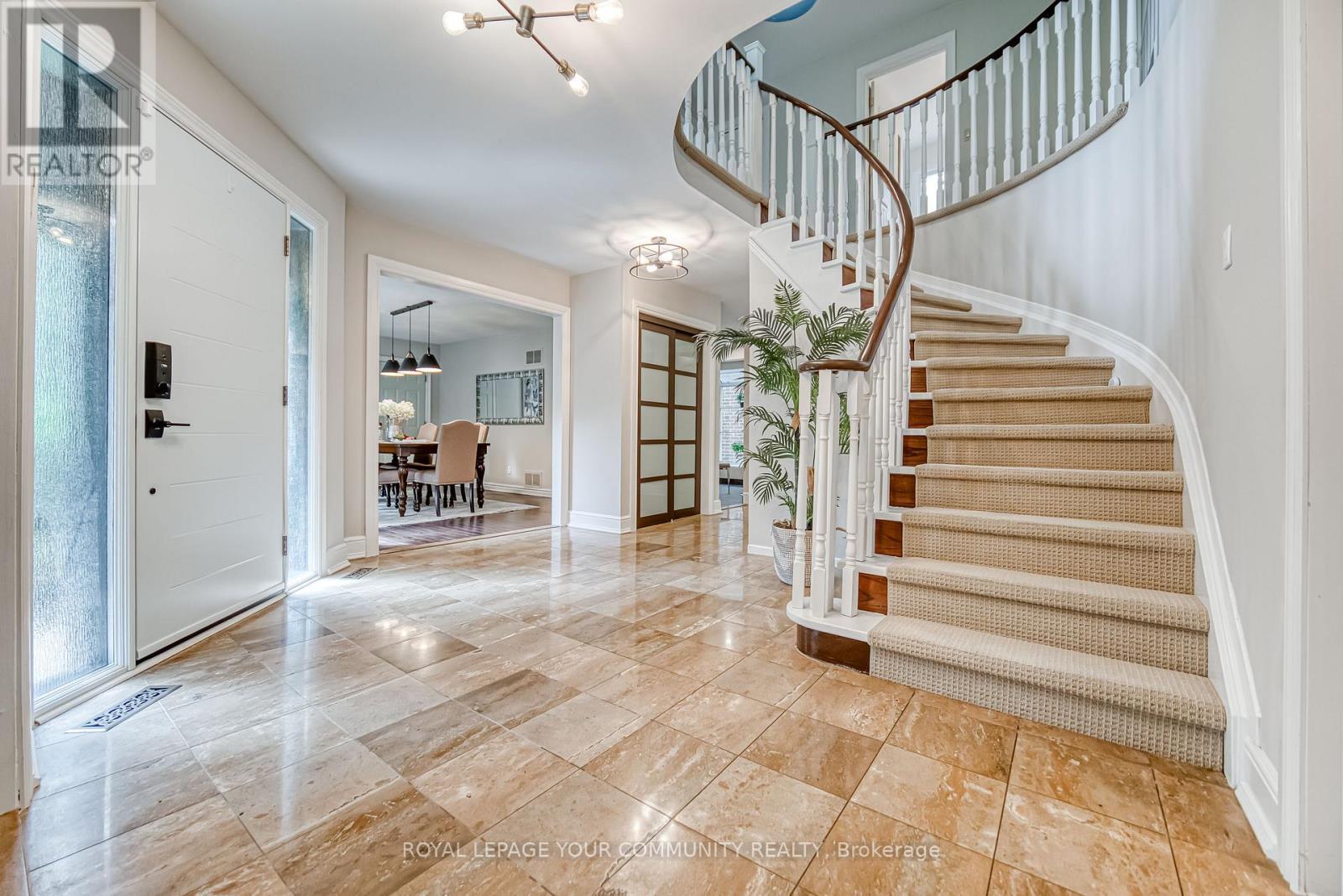 












14 JULIA STREET

,
Markham,




Ontario
L3T4R9

