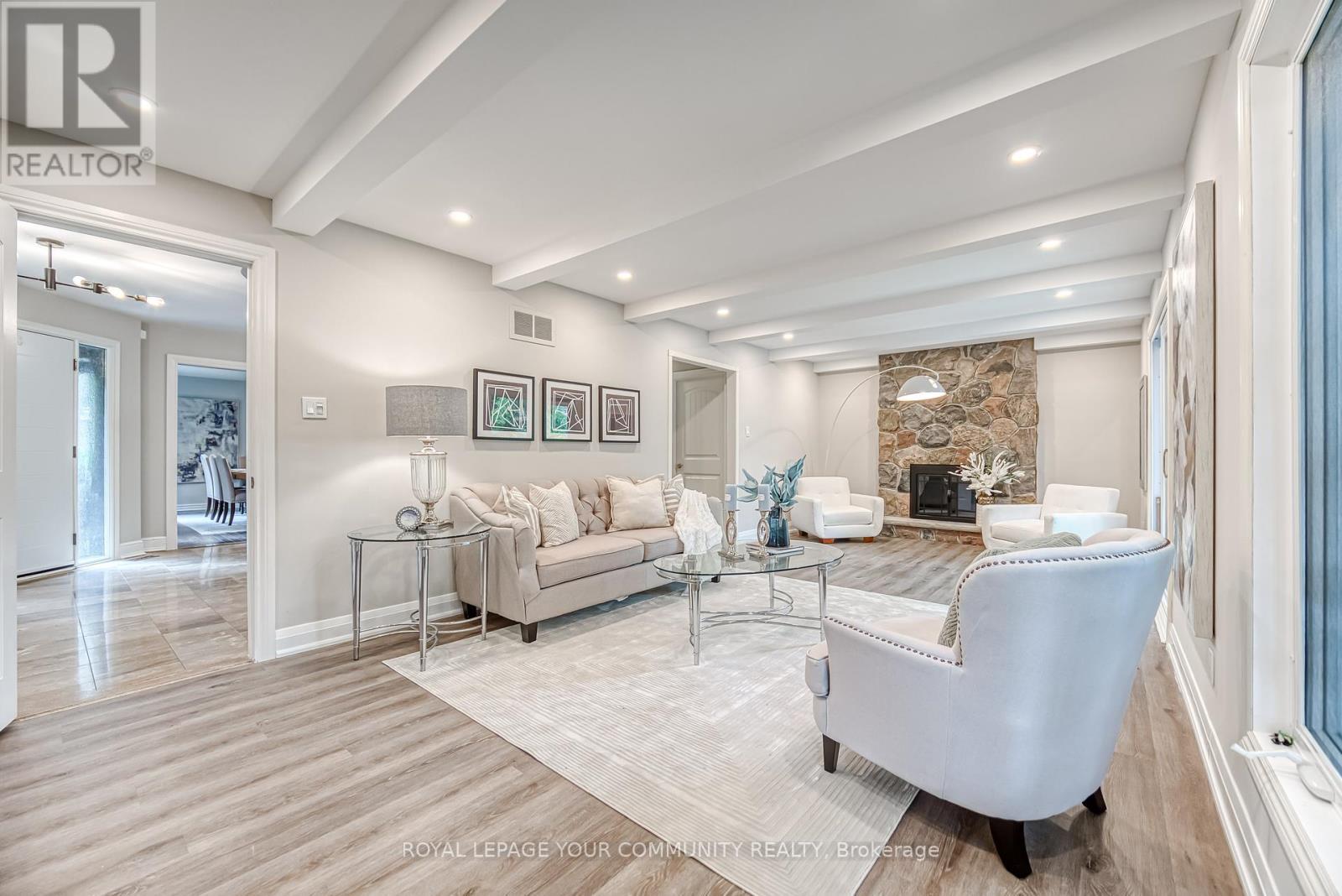 












14 JULIA STREET

,
Markham,




Ontario
L3T4R9

