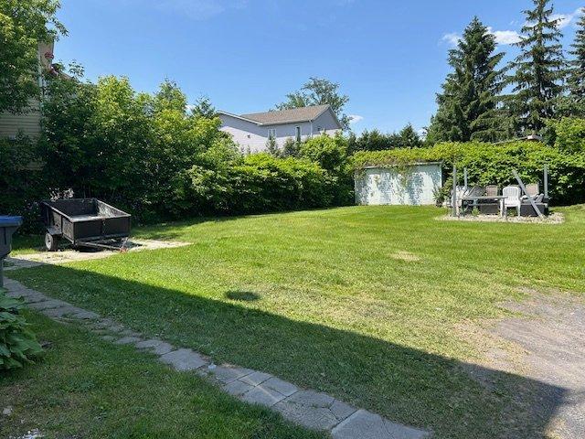 









160


2e Avenue

,
Saint-Jean-sur-Richelieu,




QC
J2X2B1

