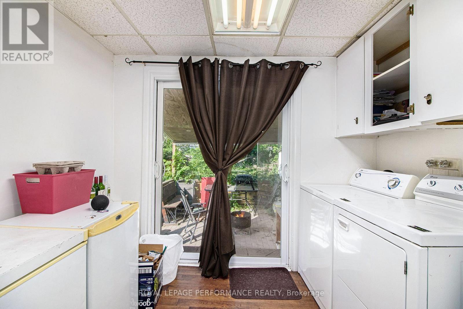 












116 DANIS AVENUE

,
Cornwall,




Ontario
K6H5E4

