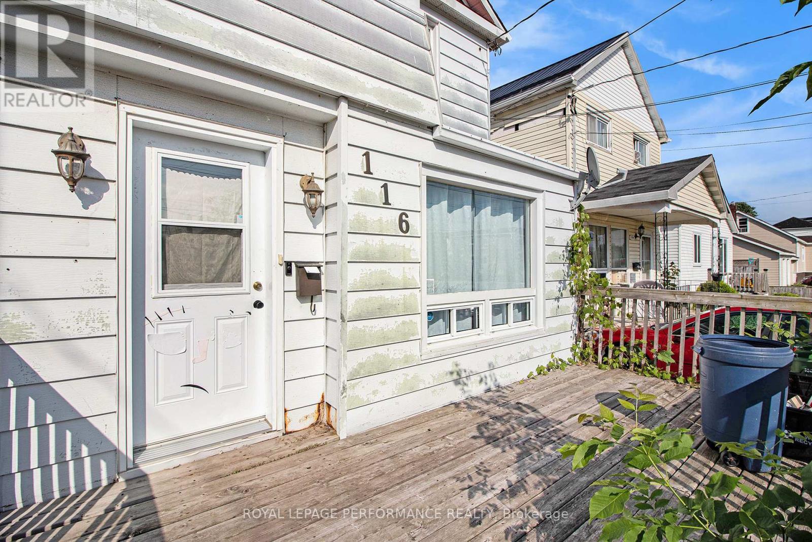 












116 DANIS AVENUE

,
Cornwall,




Ontario
K6H5E4

