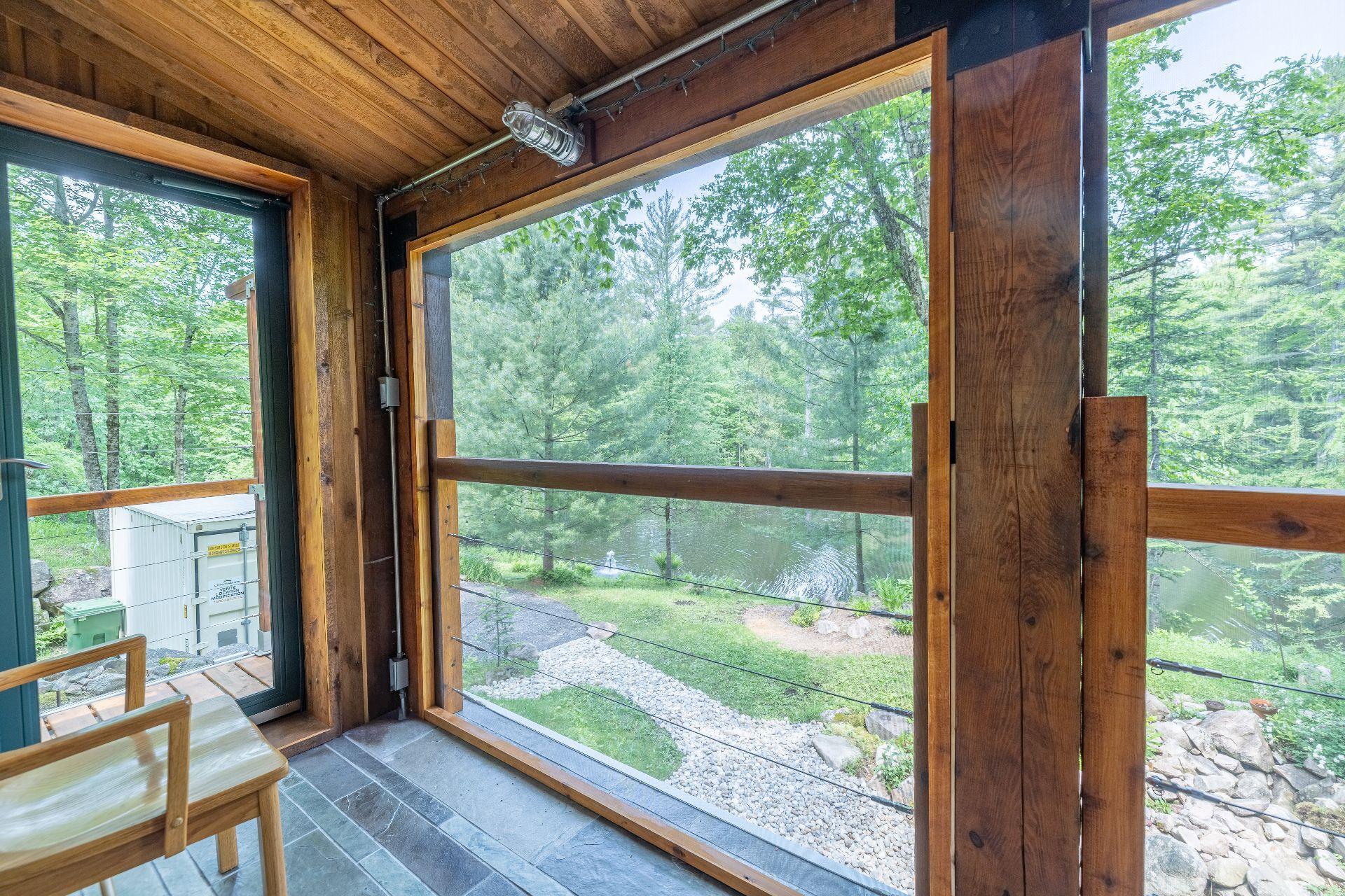 









6


Ch. du Lac-Reardon

,
Brownsburg-Chatham,




QC
J8G2J4

