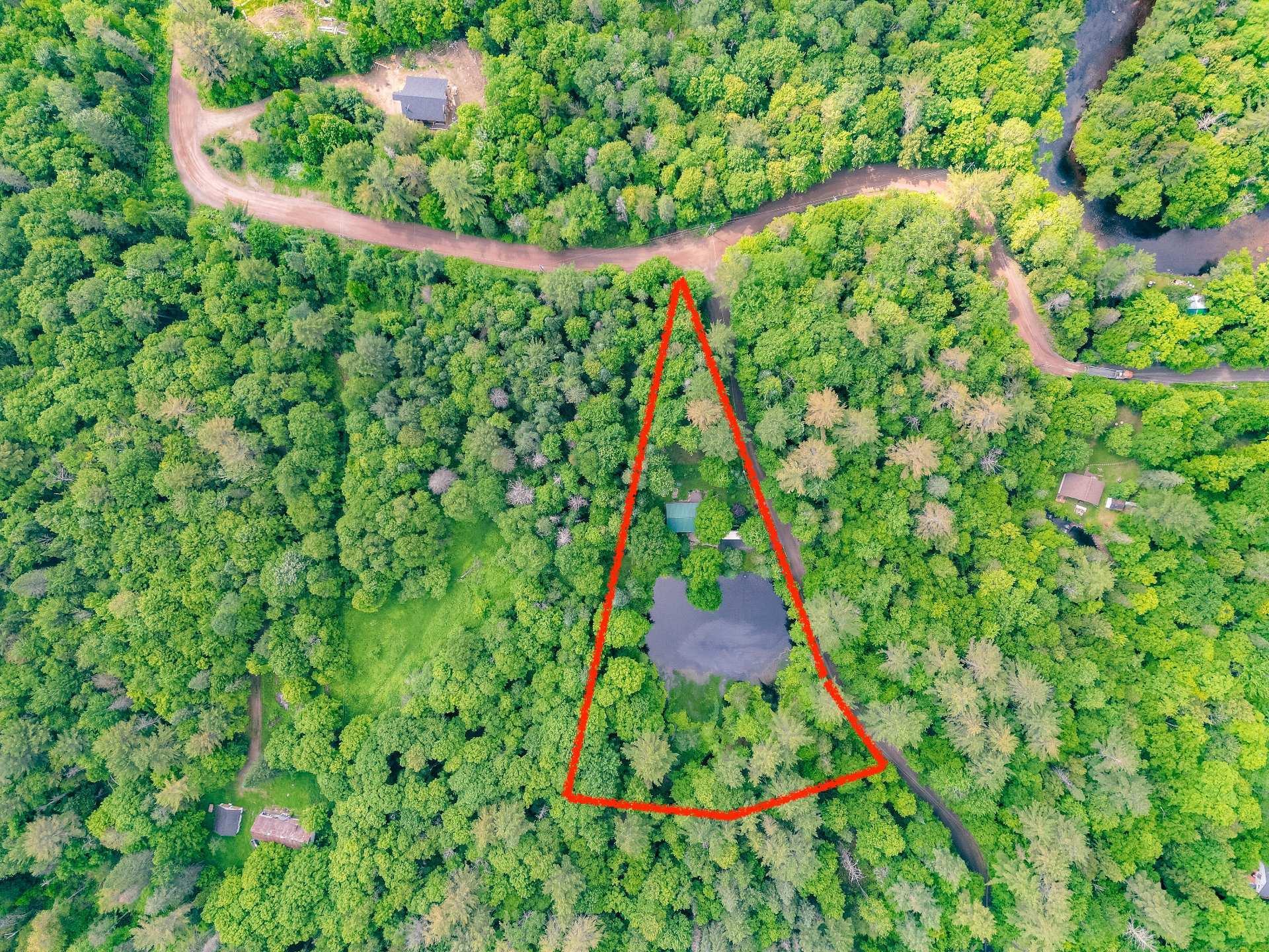 









6


Ch. du Lac-Reardon

,
Brownsburg-Chatham,




QC
J8G2J4

