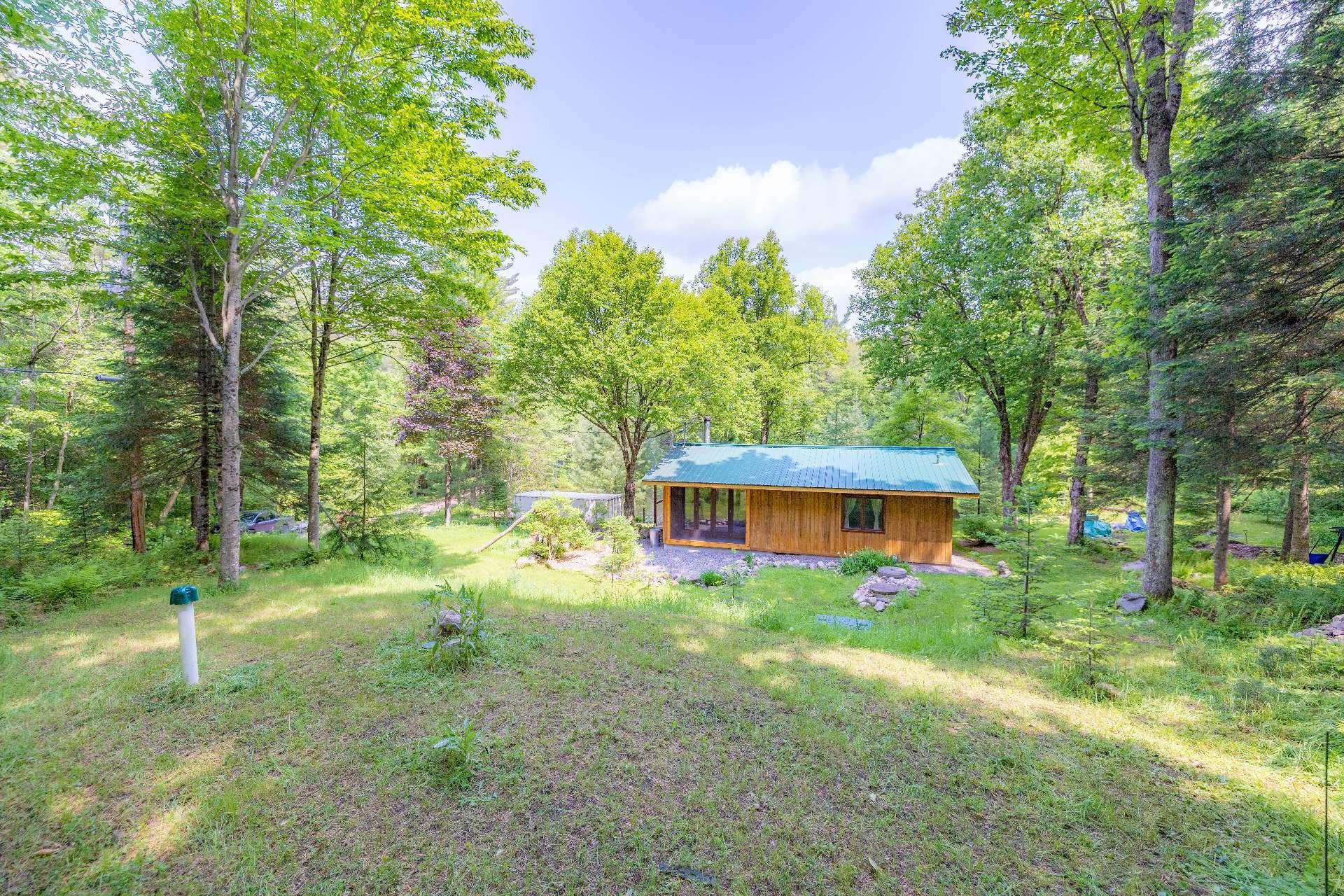 









6


Ch. du Lac-Reardon

,
Brownsburg-Chatham,




QC
J8G2J4

