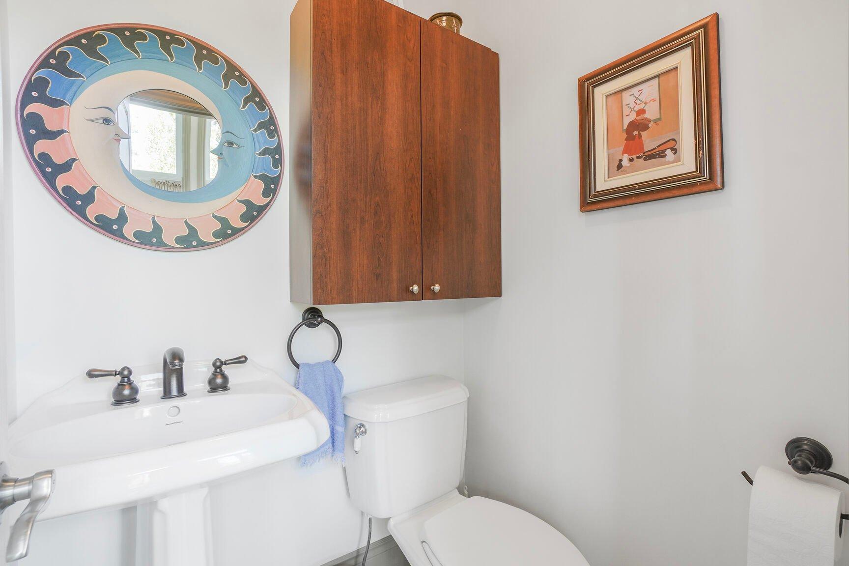 









17Z


Av. des Érables

,
Saint-Sauveur,




QC
J0R1R4

