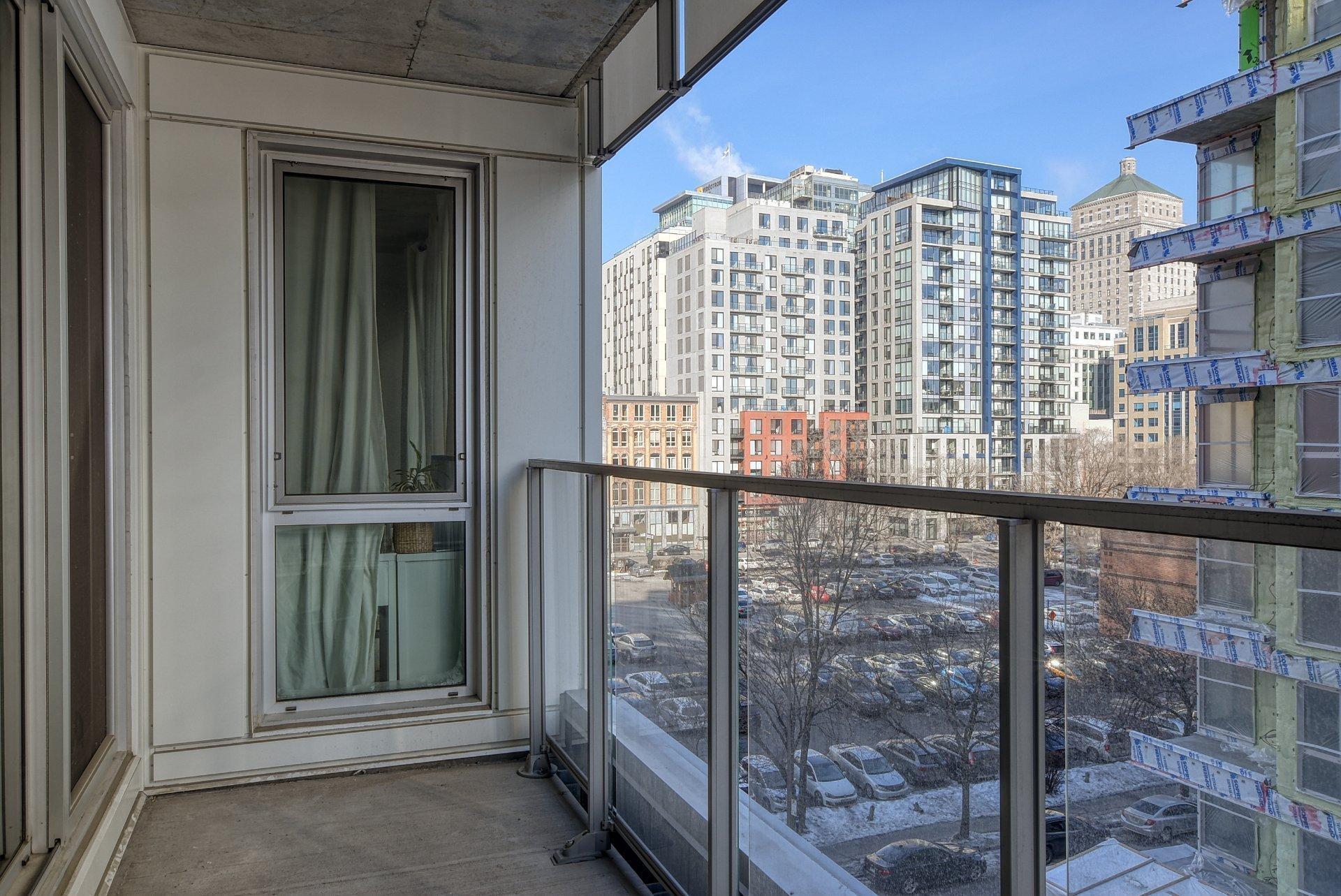 









738


Rue St-Paul O.

, 631,
Montréal (Ville-Marie),




QC
H3C0N5

