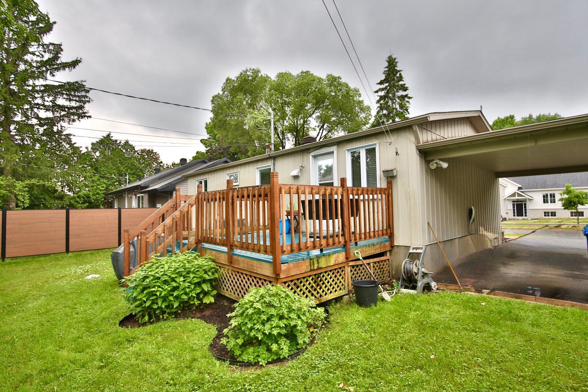 









470


Boul. Clairevue E.

,
Saint-Bruno-de-Montarville,




QC
J3V1T1

