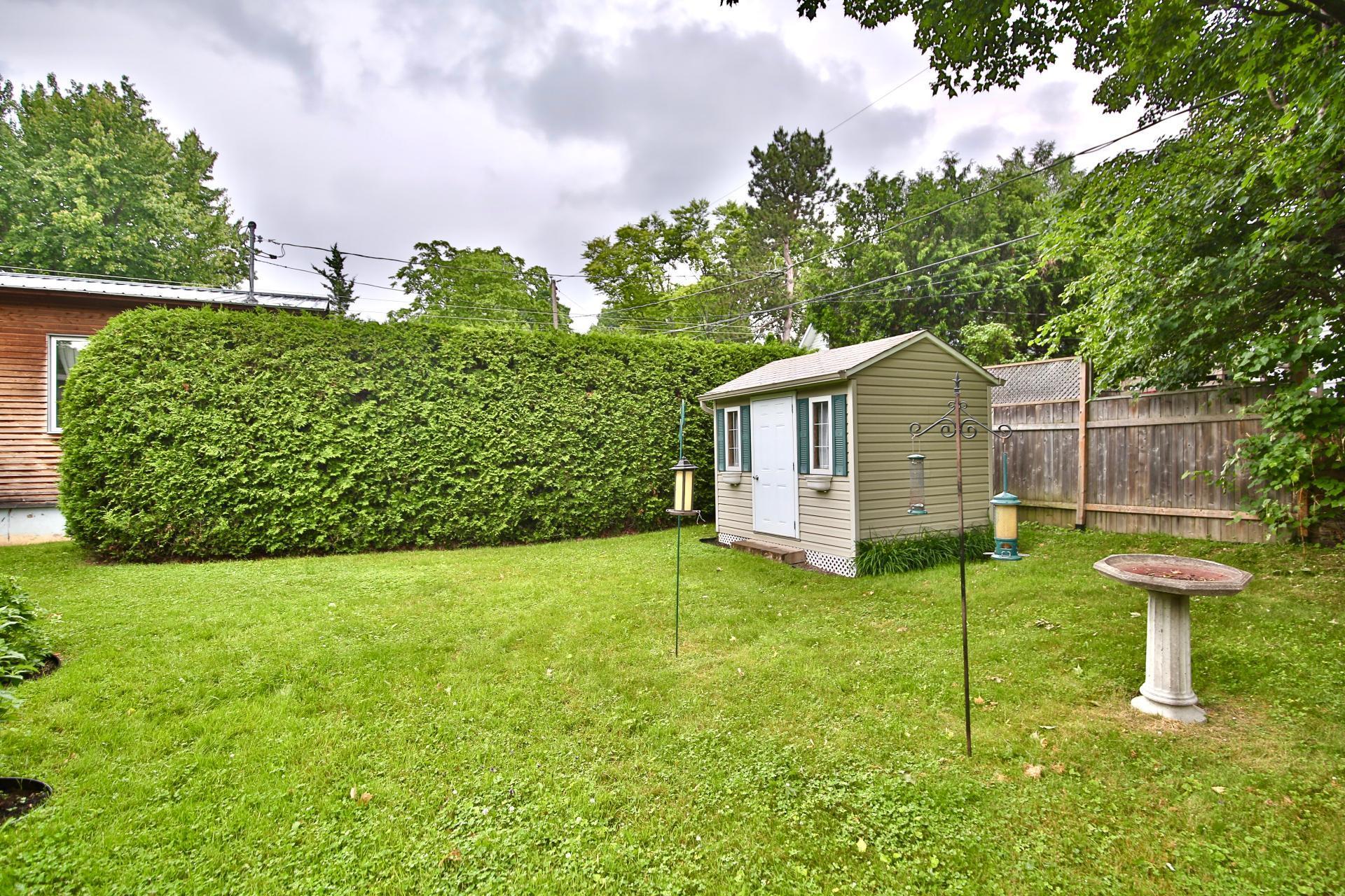 









470


Boul. Clairevue E.

,
Saint-Bruno-de-Montarville,




QC
J3V1T1

