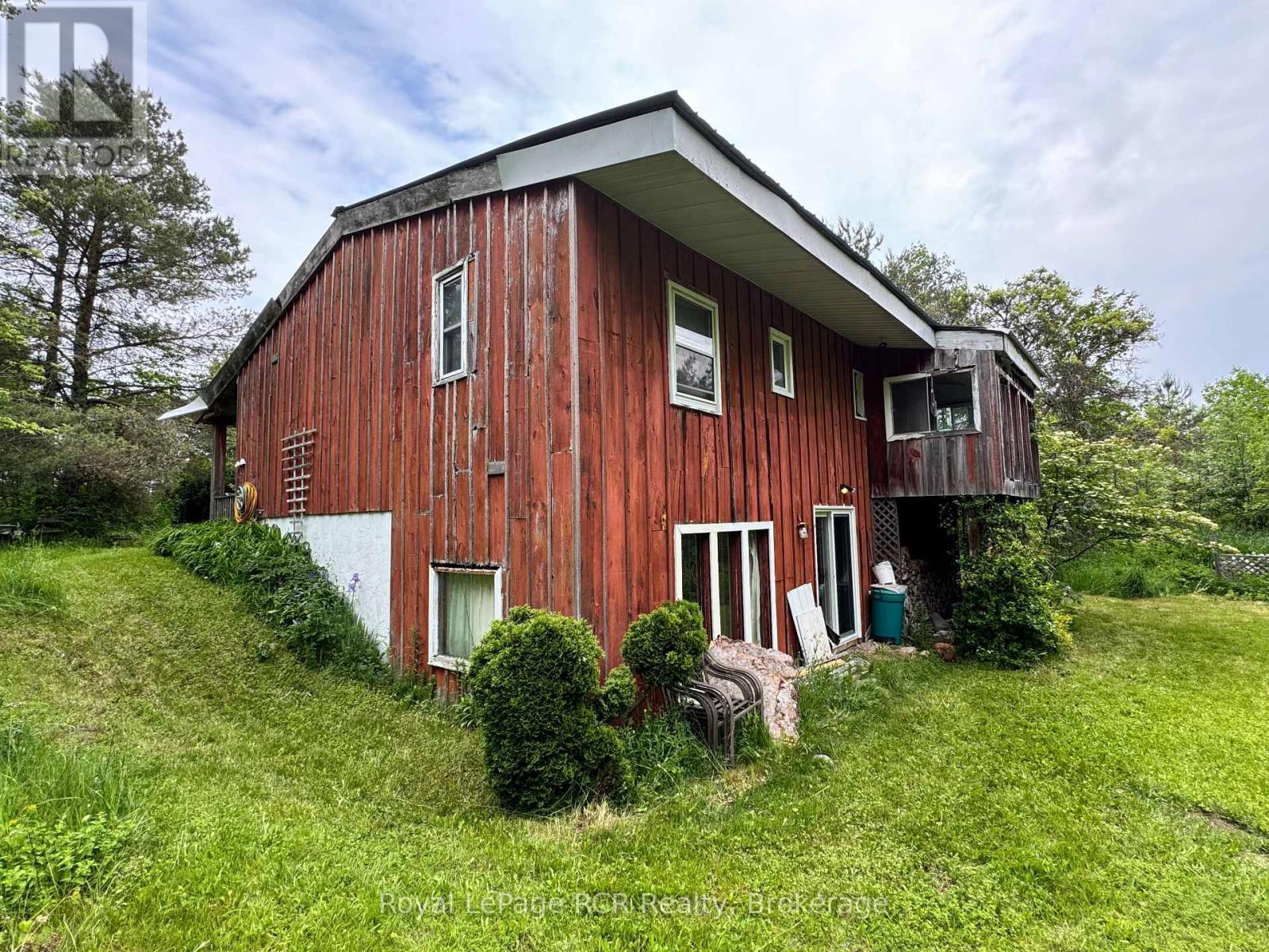 












585250 SIDEROAD 10 A

,
Grey Highlands,




Ontario
N0C1H0

