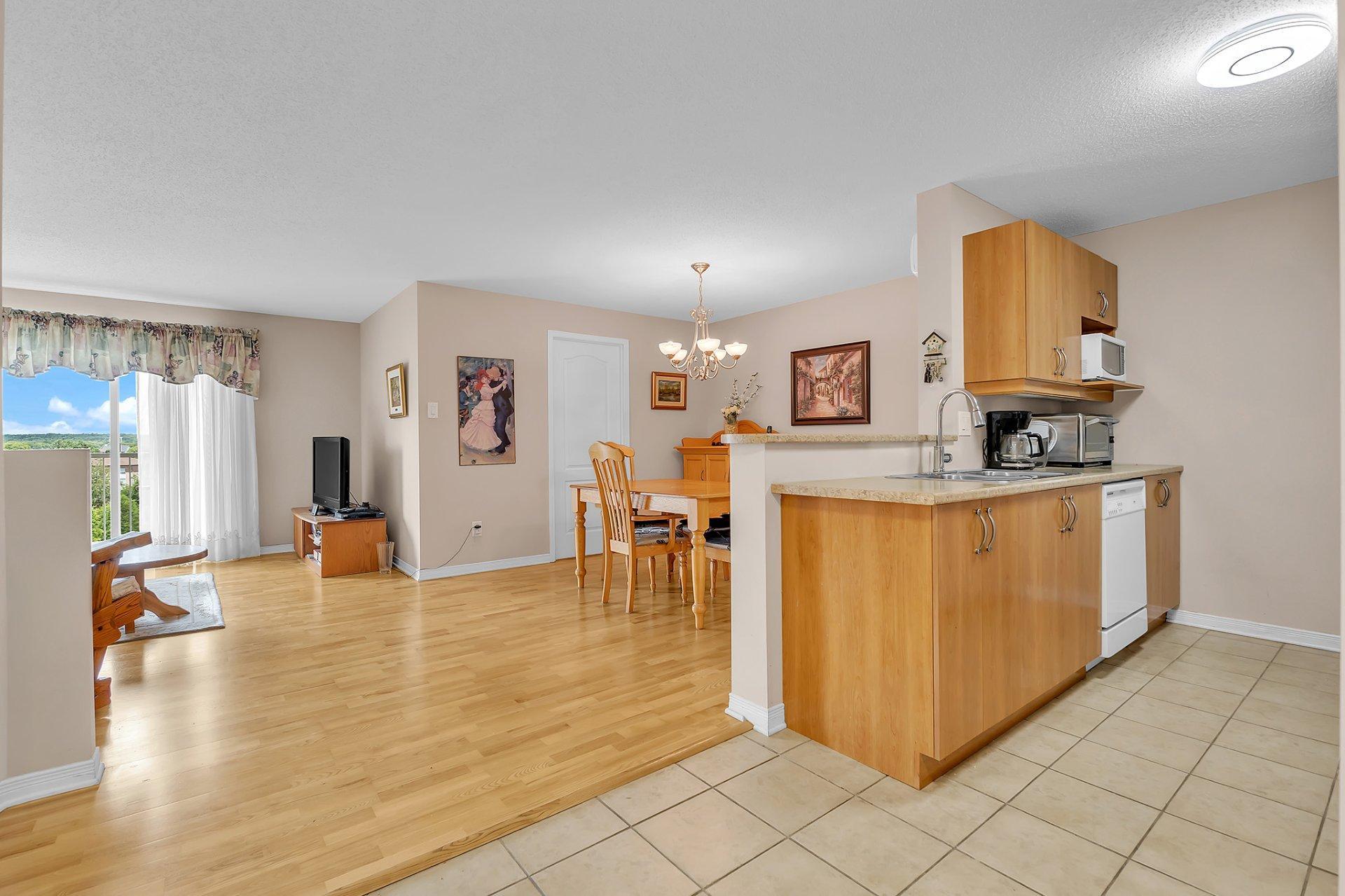 









505


Boul. de la Gappe

, 510,
Gatineau (Gatineau),




QC
J8T8R7

