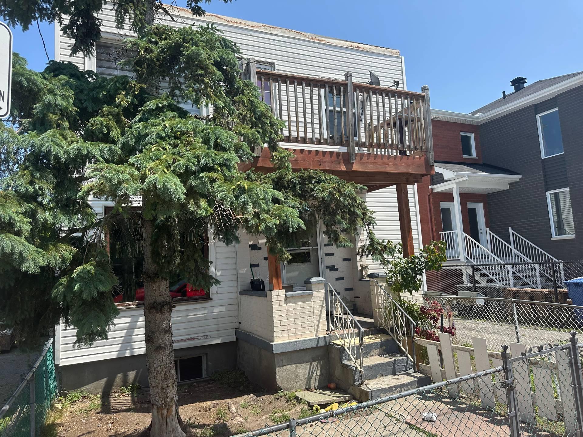 









37


Rue Jogues

,
Gatineau (Hull),




QC
J8Y4E3

