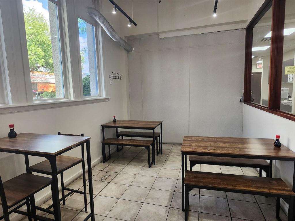 









301


Main

Street, 101,
Penticton,




BC
V2A 5B7

