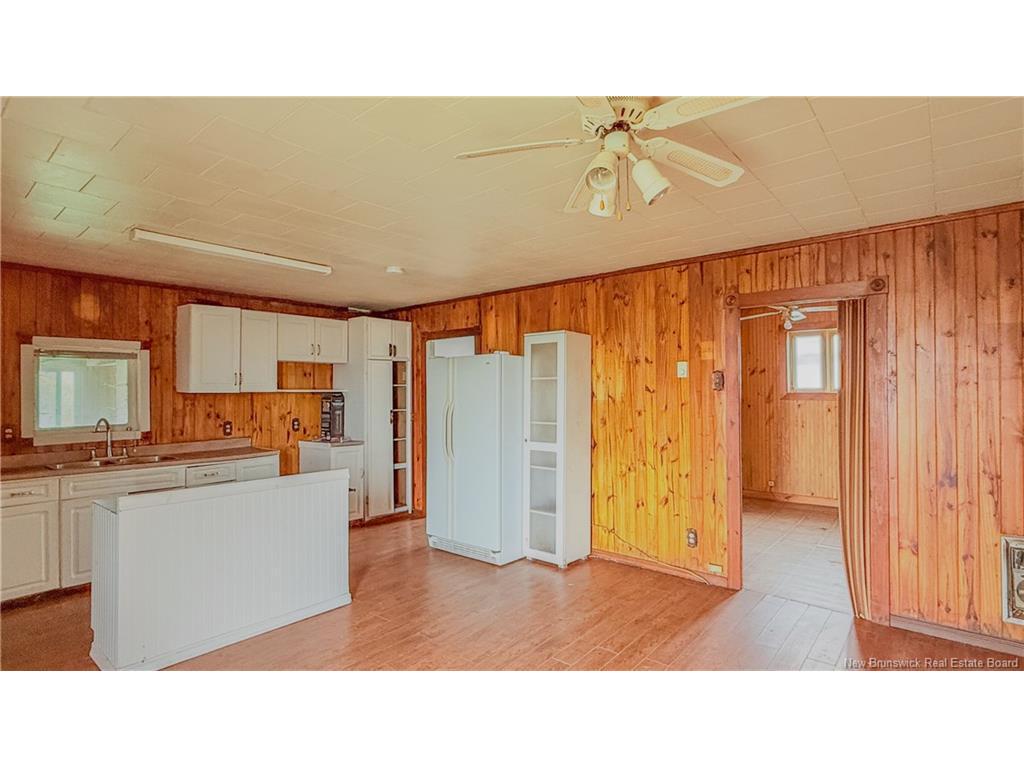 









663


Acadie

,
Grande-Anse,




NB
E8N 1N9

