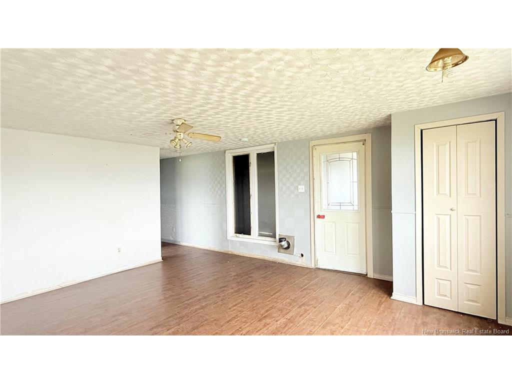 









663


Acadie

,
Grande-Anse,




NB
E8N 1N9

