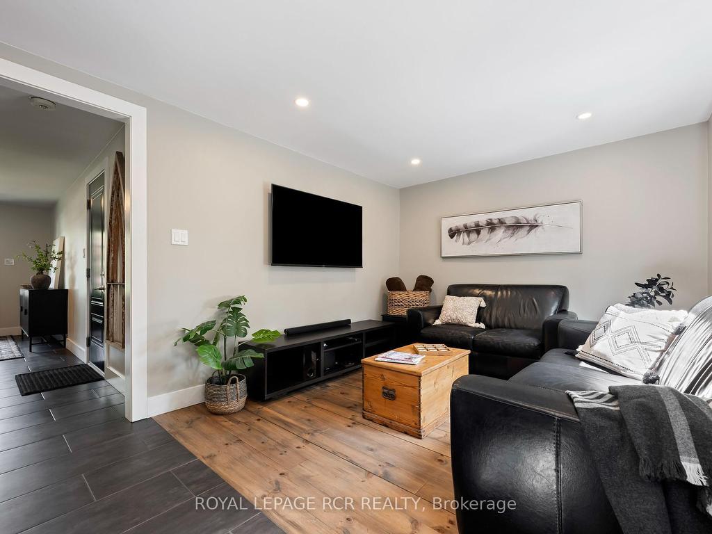 









55


Rustic

Crescent,
Orangeville,




ON
L9W 1T1

