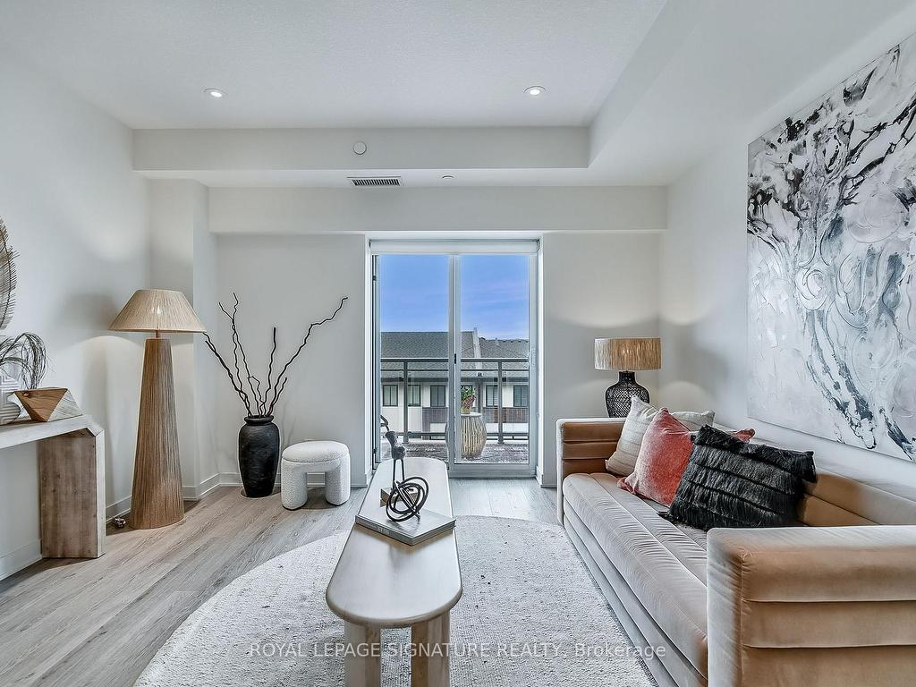 









16


Markle

Crescent, 412,
Hamilton,




ON
L9G 3K9

