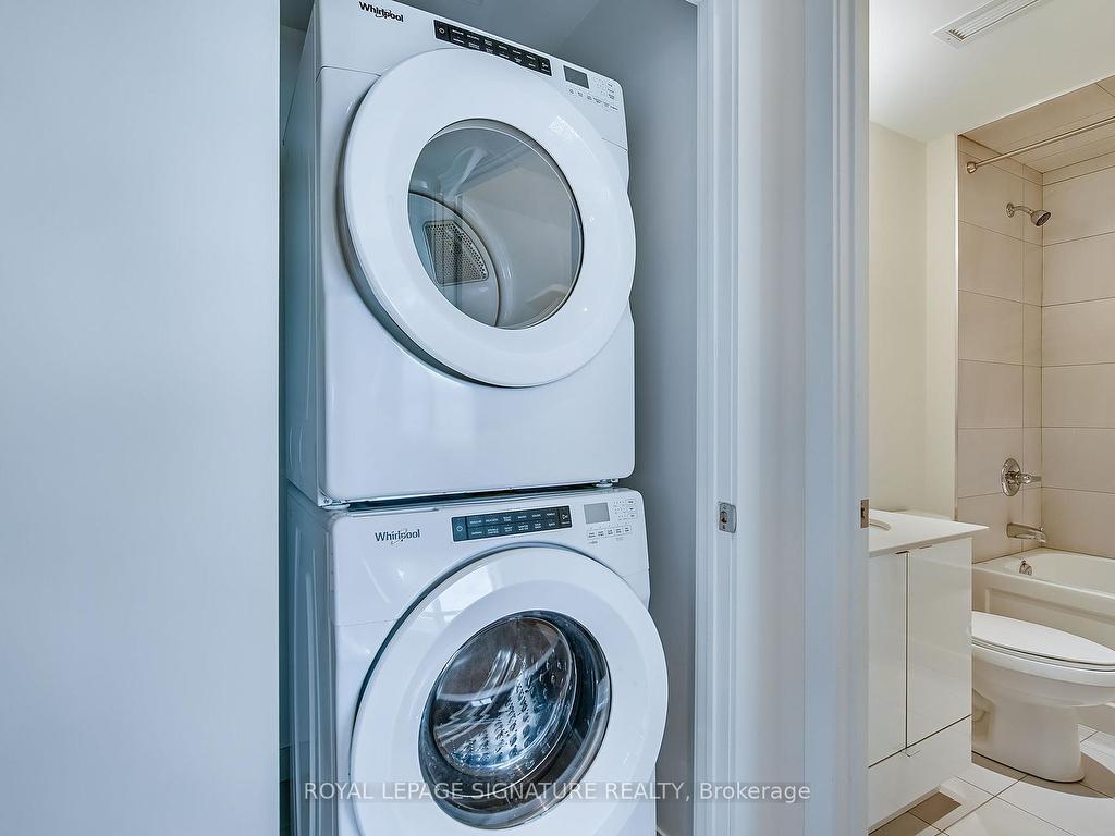 









16


Markle

Crescent, 412,
Hamilton,




ON
L9G 3K9

