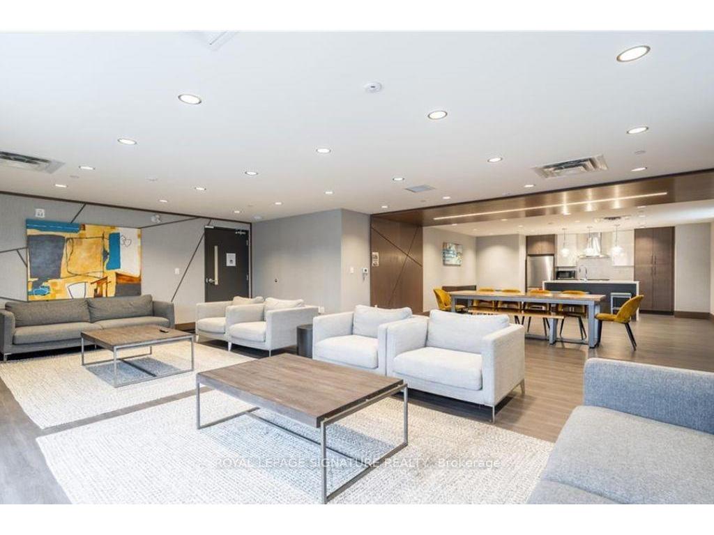 









16


Markle

Crescent, 412,
Hamilton,




ON
L9G 3K9

