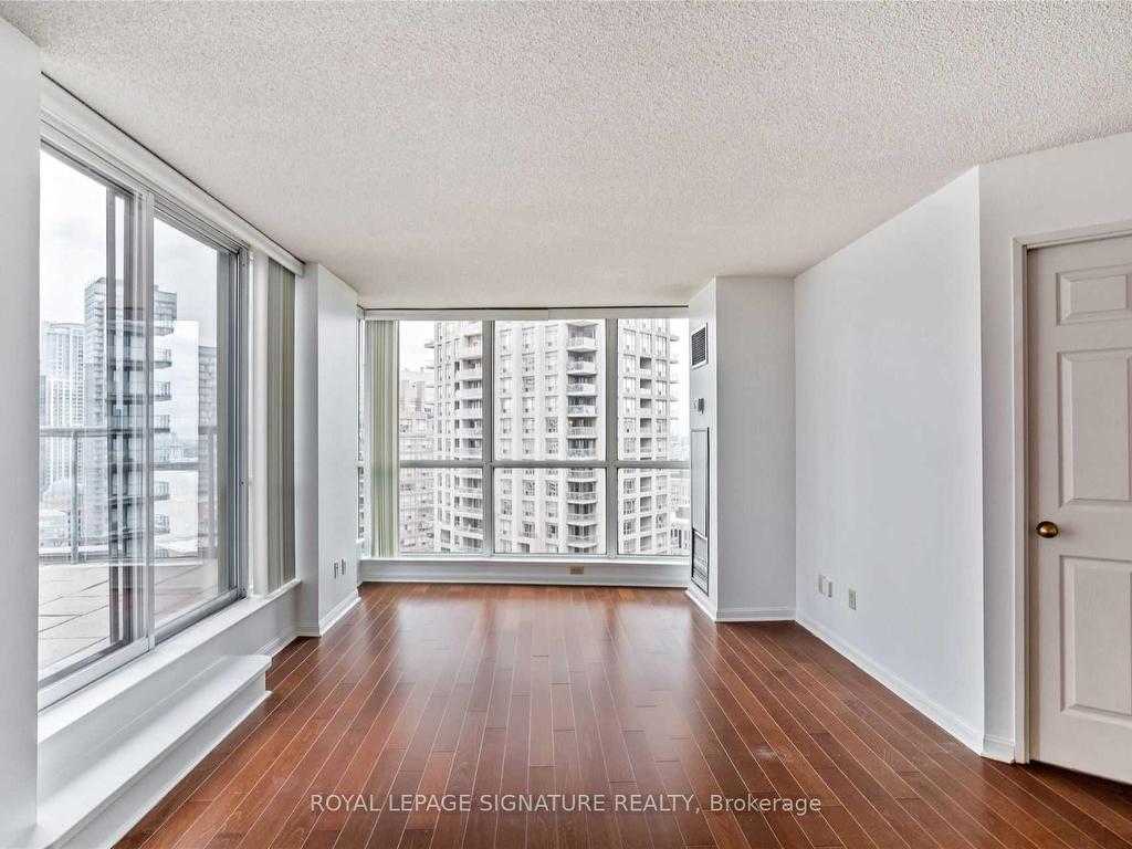 









24


Wellesley

Street West, 2601,
Toronto,




ON
M4Y 2X6

