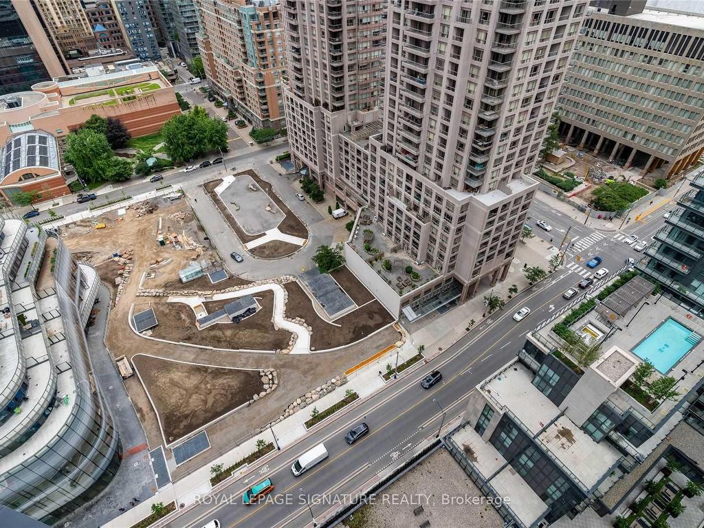 









24


Wellesley

Street West, 2601,
Toronto,




ON
M4Y 2X6

