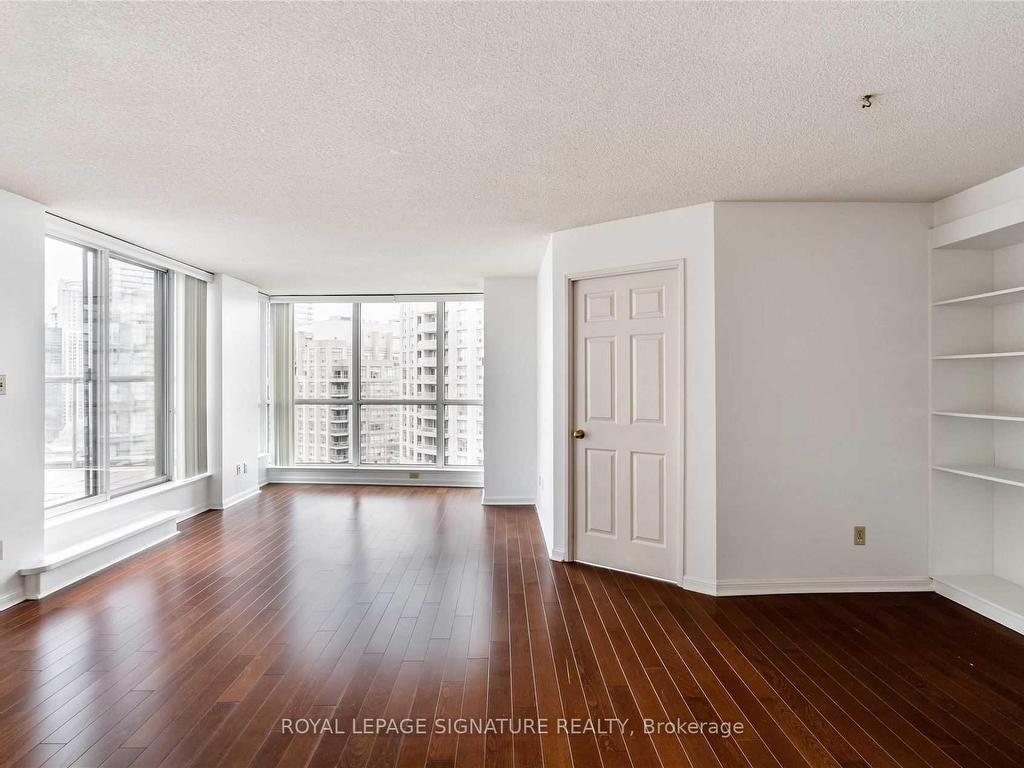 









24


Wellesley

Street West, 2601,
Toronto,




ON
M4Y 2X6

