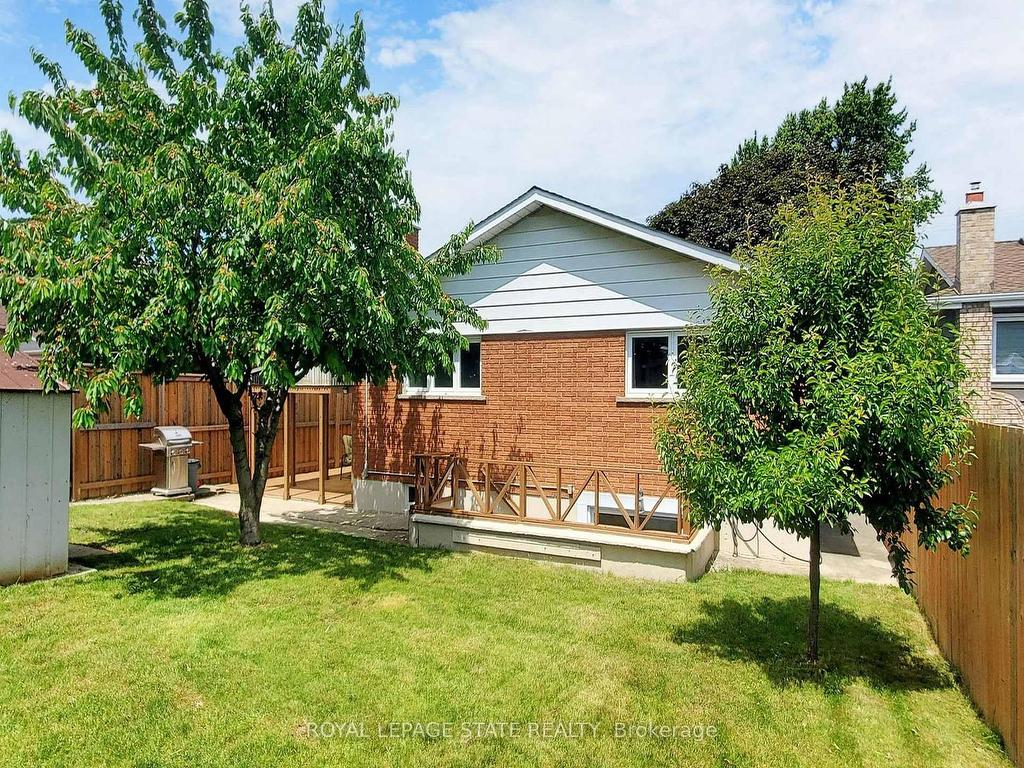 









19


Bunker Hill

Drive,
Hamilton,




ON
L8K 5X3


