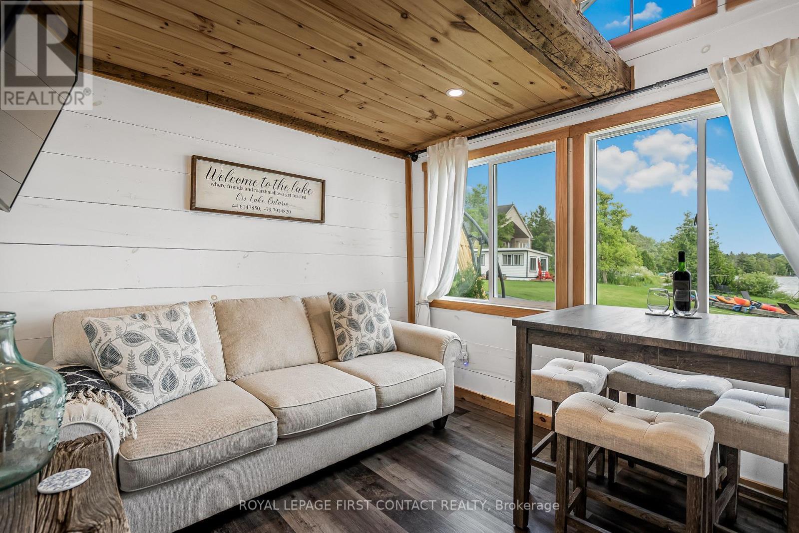 












5608 PENETANGUISHENE ROAD

,
Springwater,




Ontario
L0L1P0

