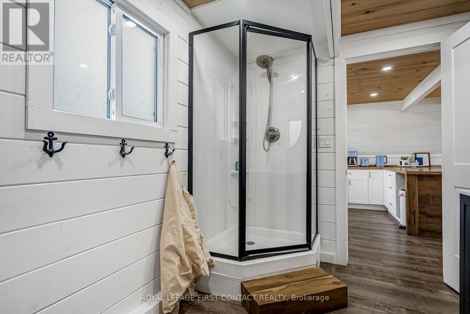 












5608 PENETANGUISHENE ROAD

,
Springwater,




Ontario
L0L1P0

