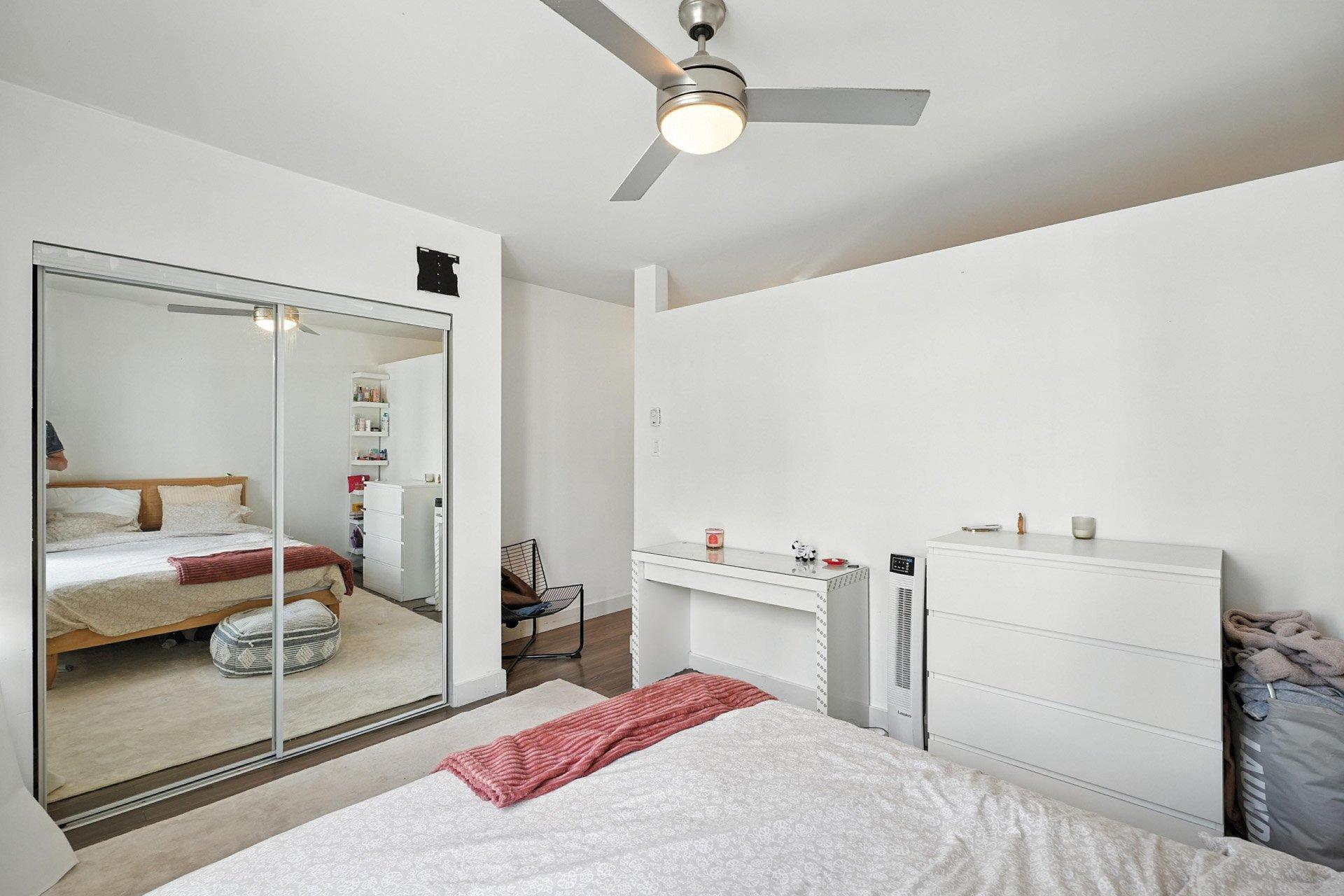 









213


Rue Kent

,
Gatineau (Hull),




QC
J8X3L5

