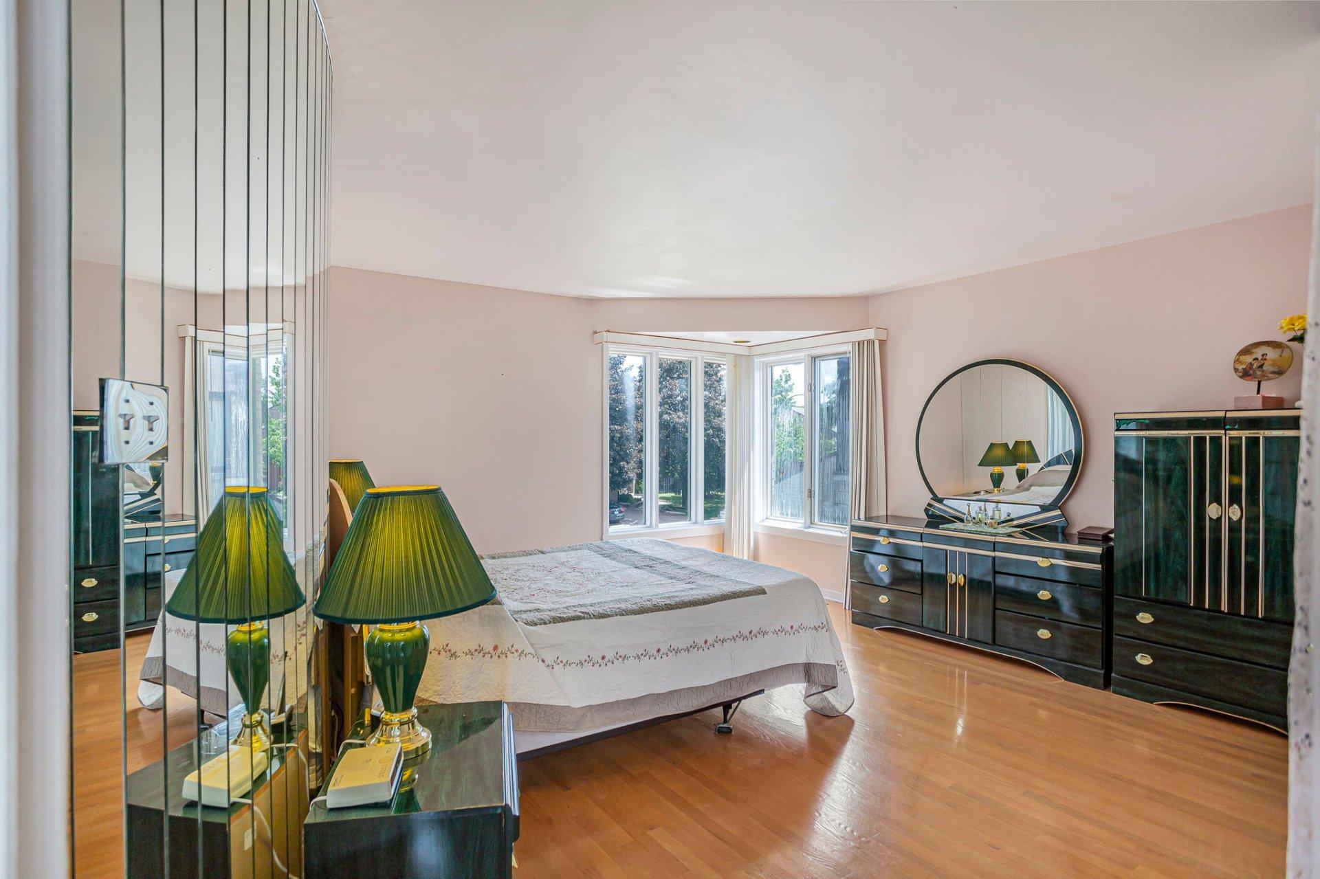 









1232


Rue Tecumseh

,
Dollard-des-Ormeaux,




QC
H9B2Y8

