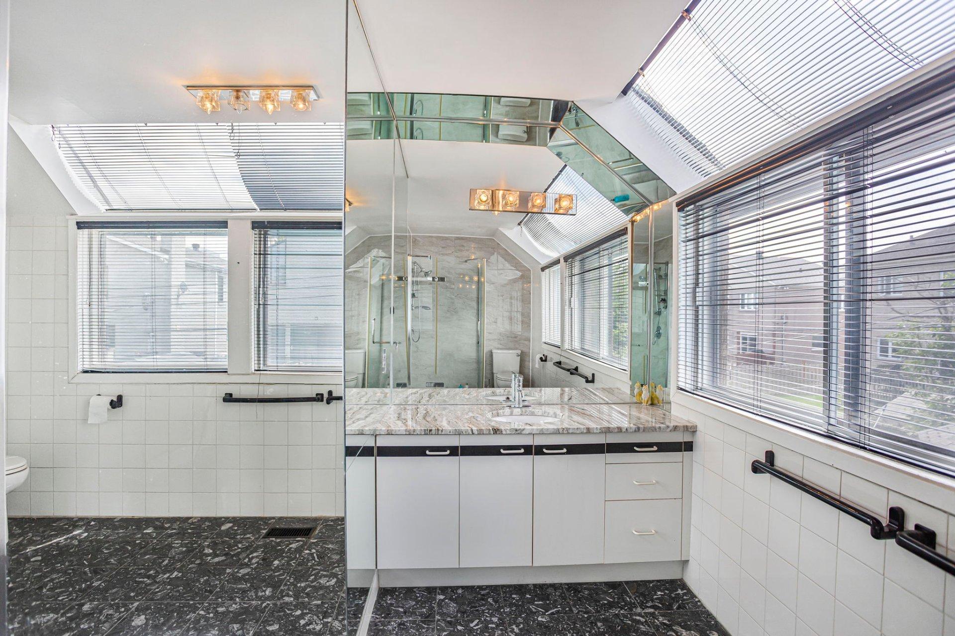 









1232


Rue Tecumseh

,
Dollard-des-Ormeaux,




QC
H9B2Y8

