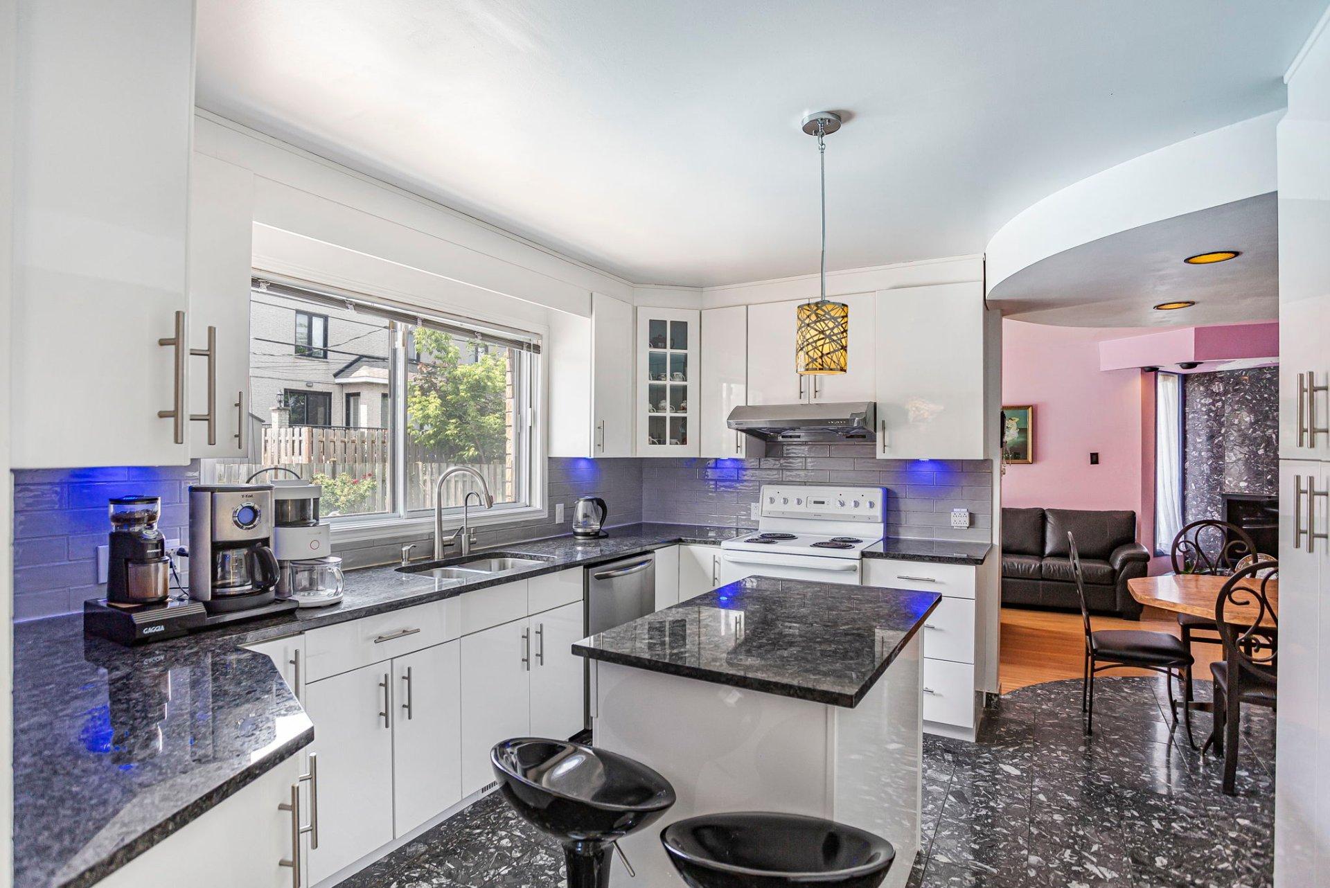 









1232


Rue Tecumseh

,
Dollard-des-Ormeaux,




QC
H9B2Y8


