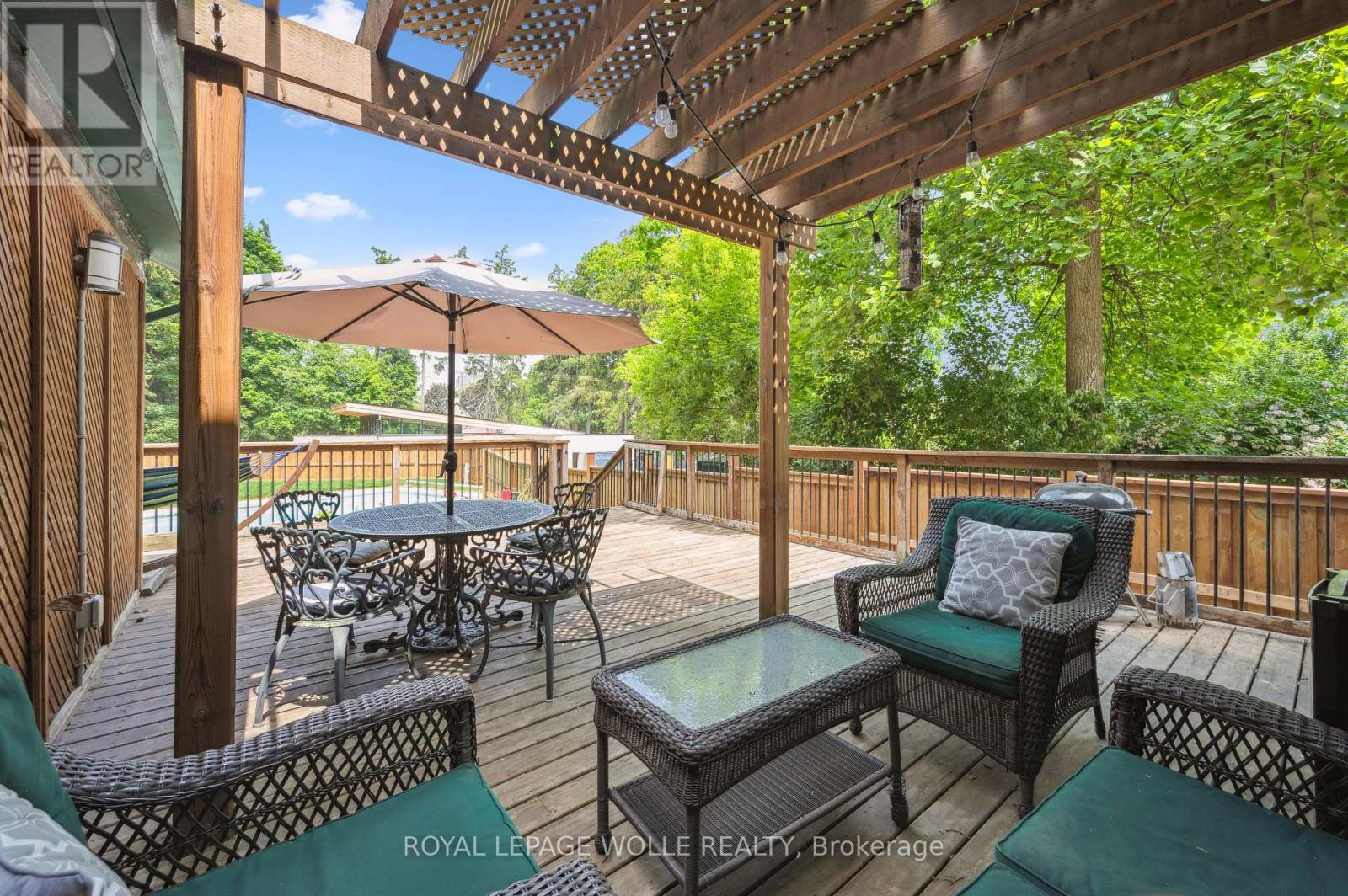 












88 WILLIAM STREET W

,
Waterloo,




Ontario
N2L1J7

