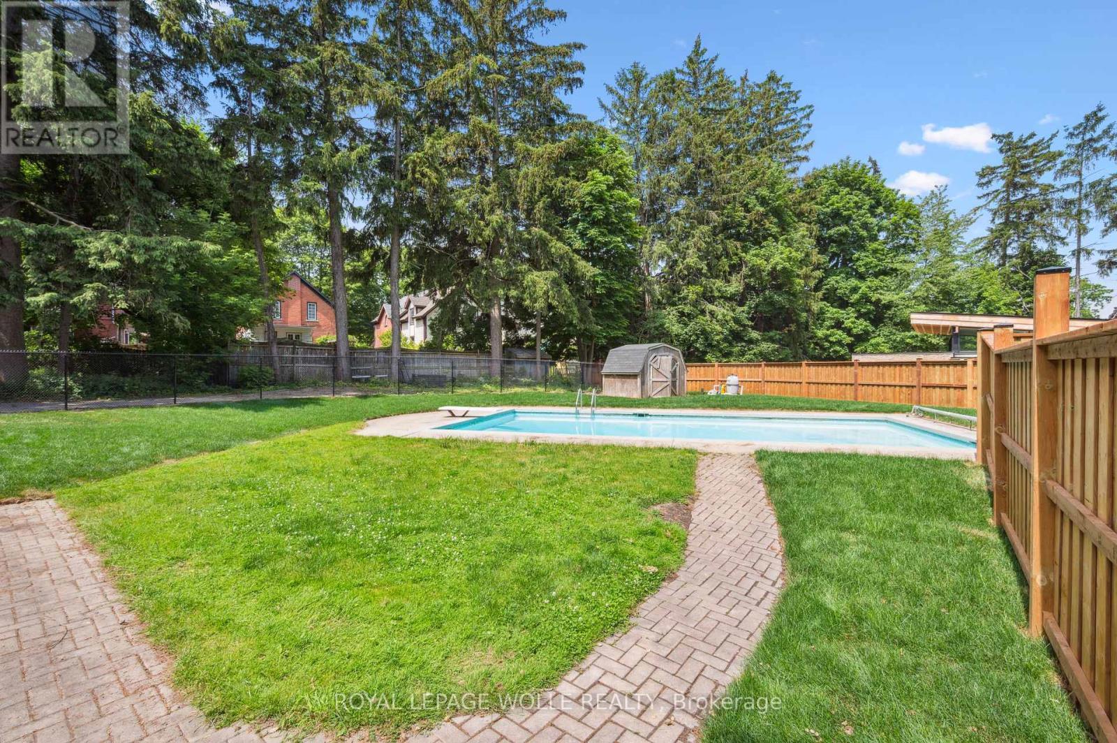 












88 WILLIAM STREET W

,
Waterloo,




Ontario
N2L1J7

