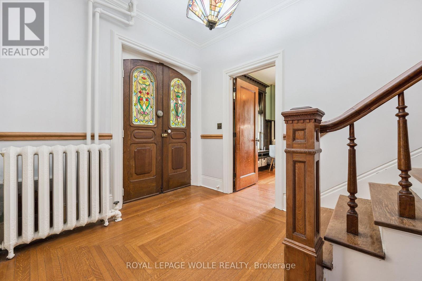 












88 WILLIAM STREET W

,
Waterloo,




Ontario
N2L1J7

