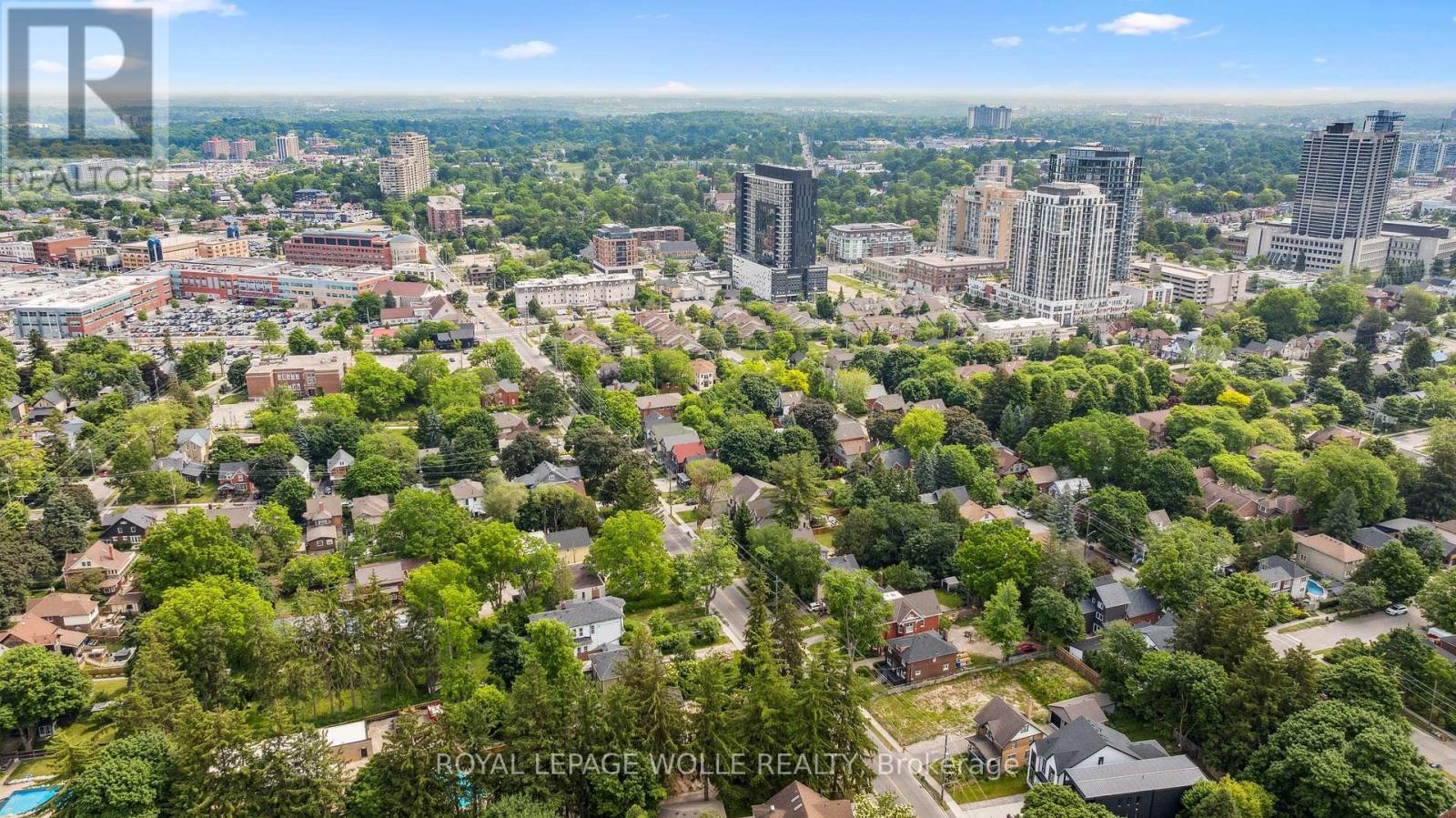 












88 WILLIAM STREET W

,
Waterloo,




Ontario
N2L1J7

