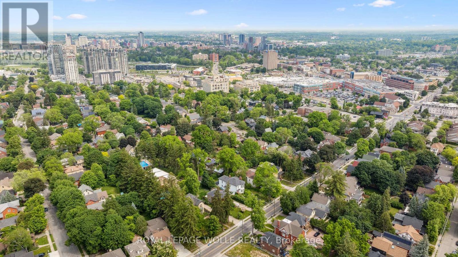 












88 WILLIAM STREET W

,
Waterloo,




Ontario
N2L1J7

