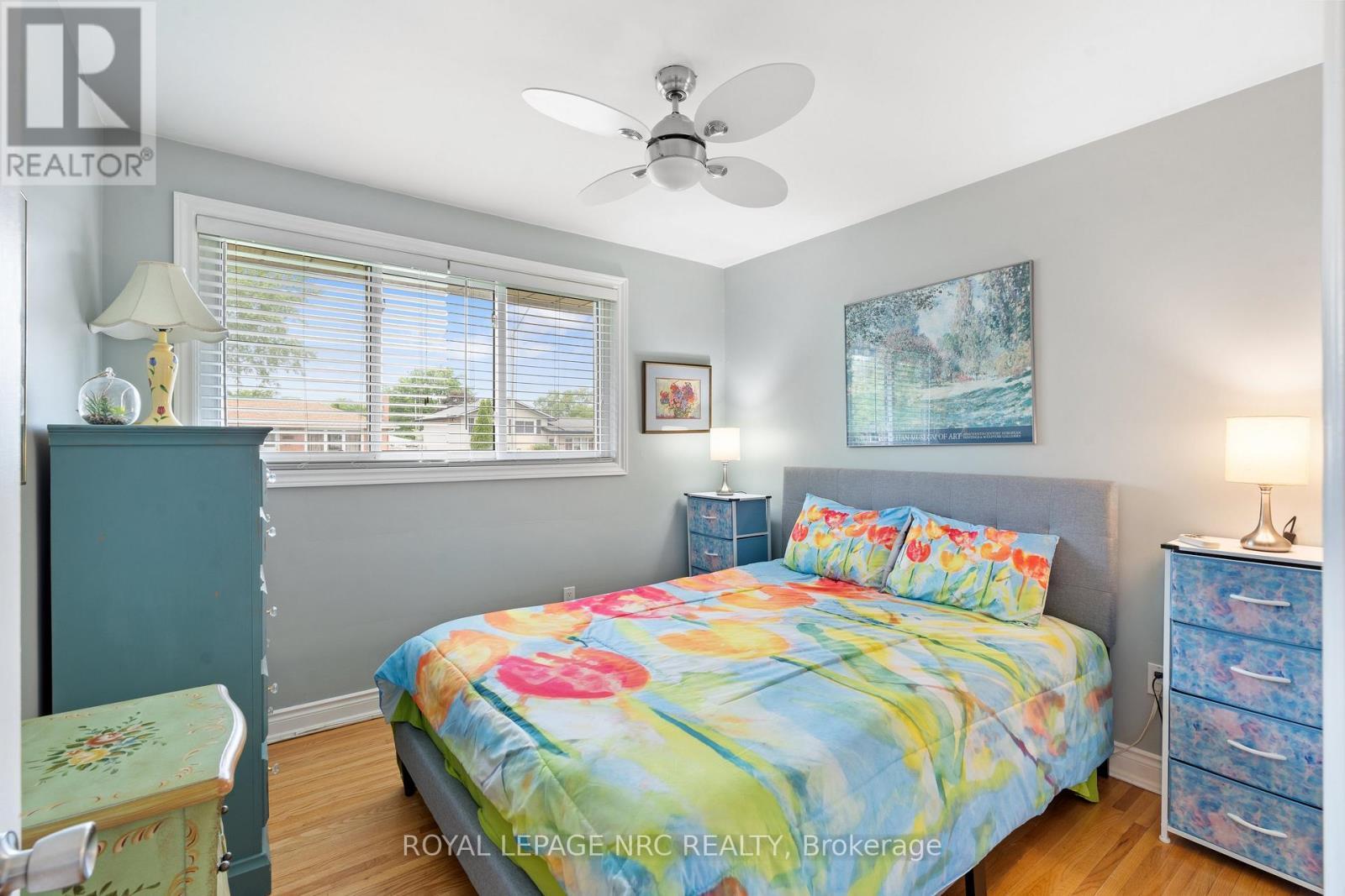












4042 MONTCALM CRESCENT

,
Niagara Falls (Chippawa),




Ontario
L2G6L8

