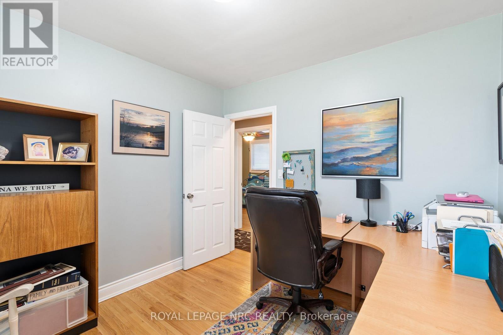 












4042 MONTCALM CRESCENT

,
Niagara Falls (Chippawa),




Ontario
L2G6L8

