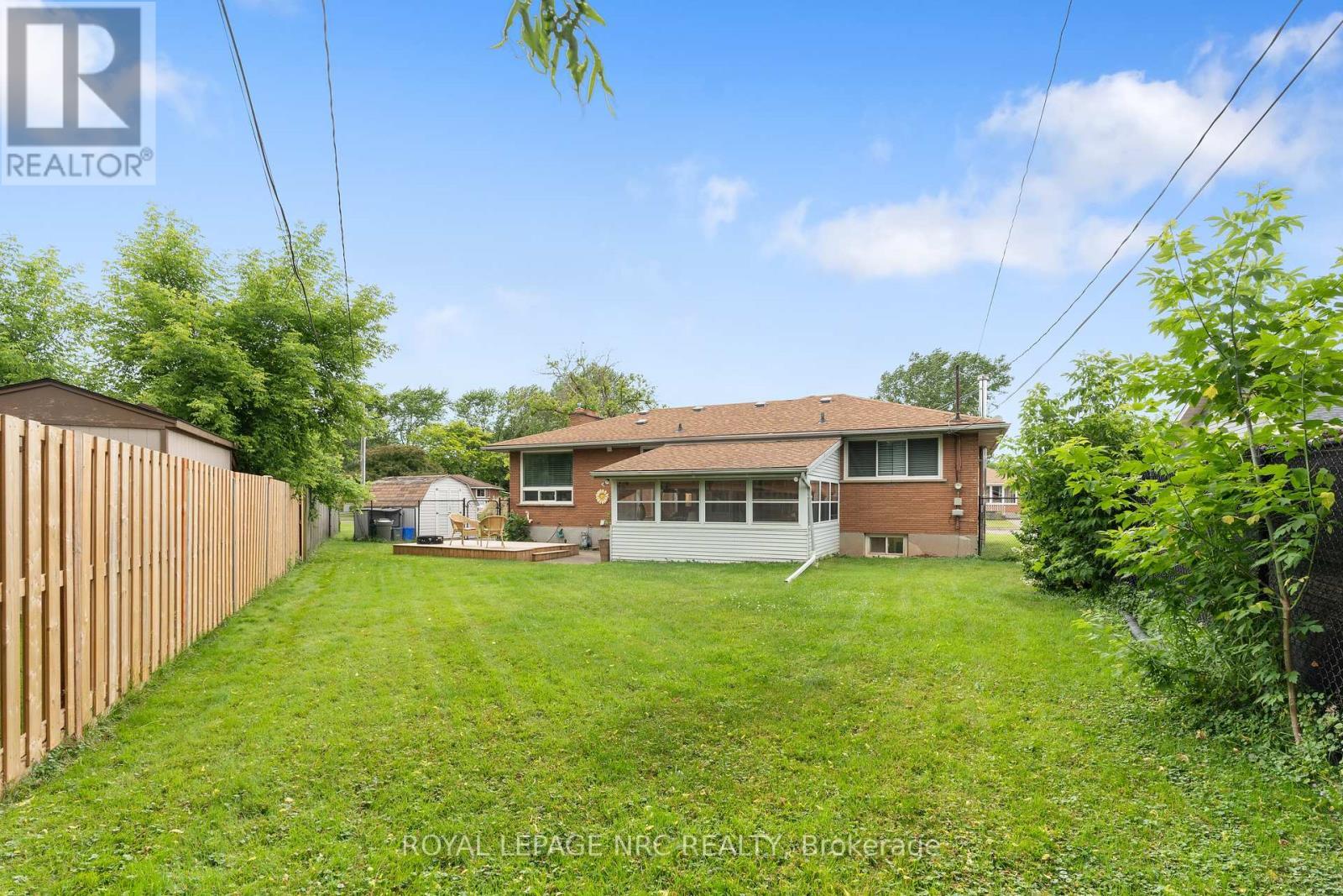 












4042 MONTCALM CRESCENT

,
Niagara Falls (Chippawa),




Ontario
L2G6L8

