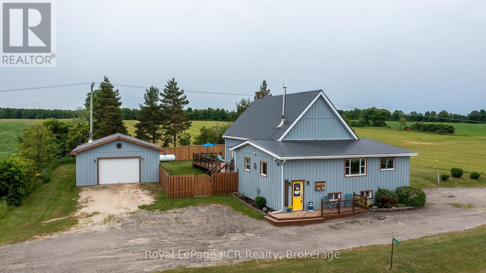 












406428 GREY RD 4

,
Grey Highlands,




Ontario
N0C1E0


