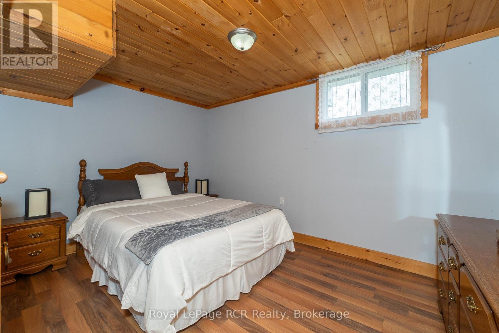 












406428 GREY RD 4

,
Grey Highlands,




Ontario
N0C1E0

