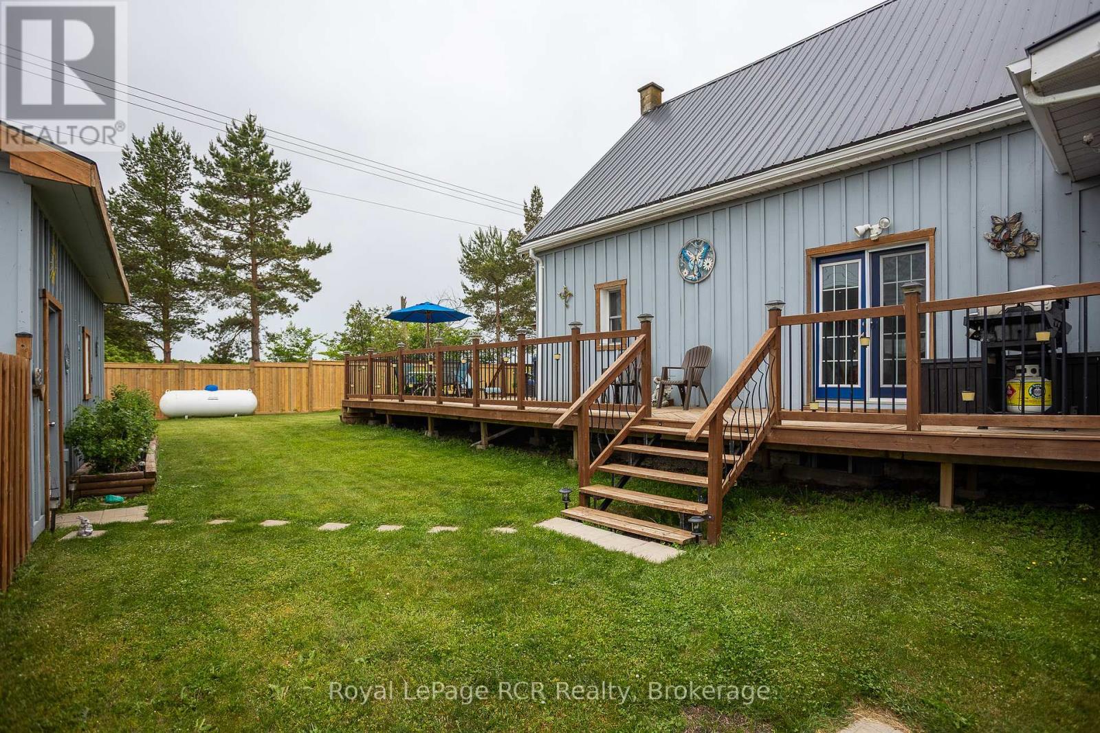 












406428 GREY RD 4

,
Grey Highlands,




Ontario
N0C1E0

