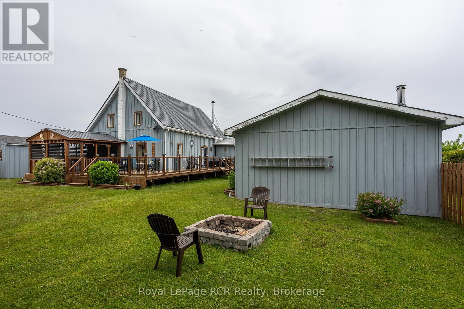 












406428 GREY RD 4

,
Grey Highlands,




Ontario
N0C1E0

