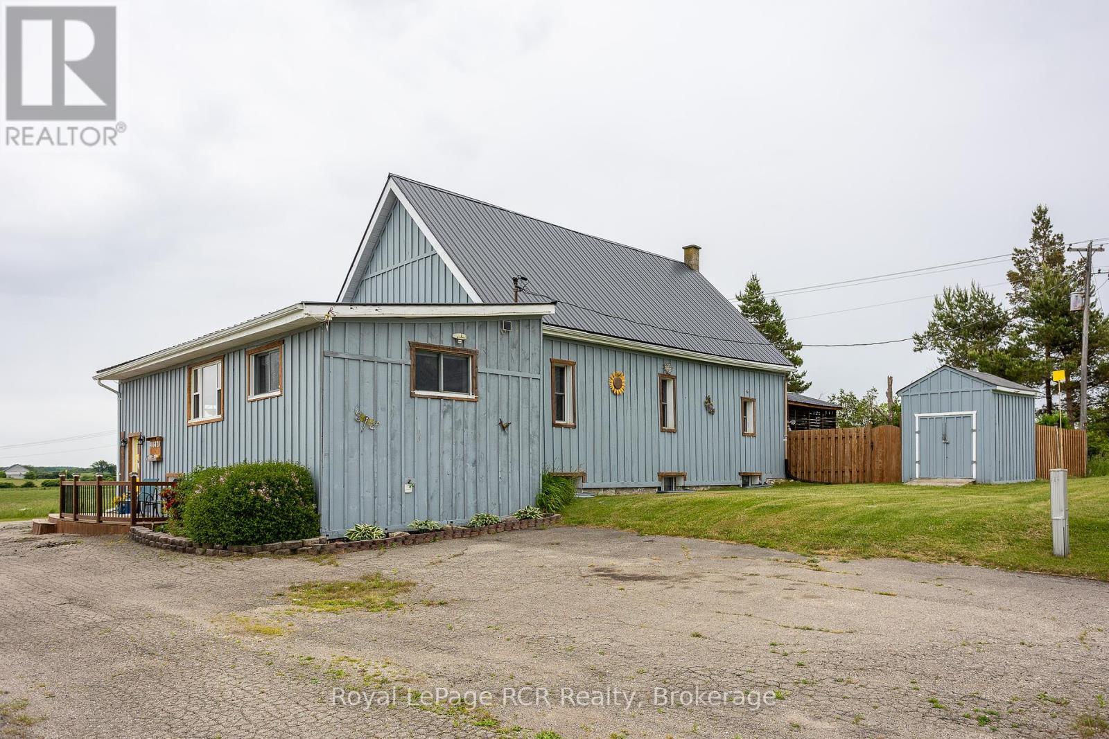 












406428 GREY RD 4

,
Grey Highlands,




Ontario
N0C1E0

