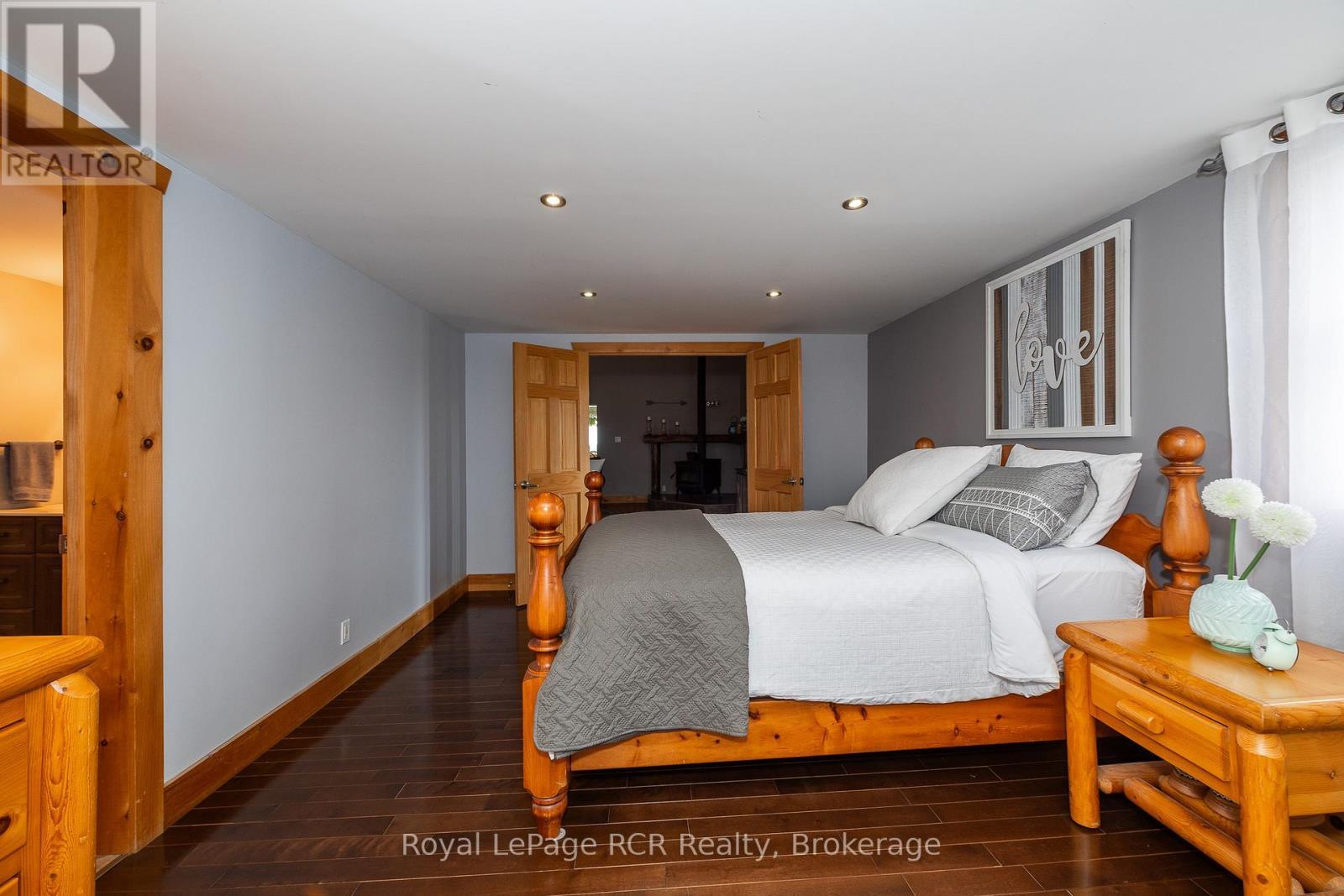 












406428 GREY RD 4

,
Grey Highlands,




Ontario
N0C1E0

