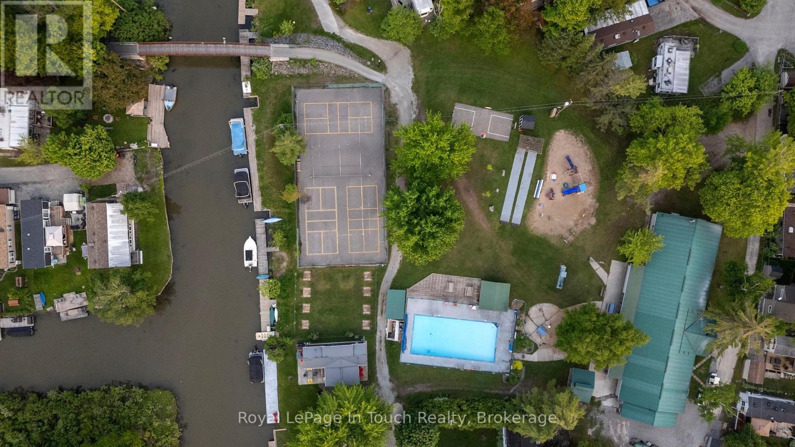 












#130 - 164 LONE PINE ROAD

,
Georgian Bay (Baxter),




Ontario
L0K1S0

