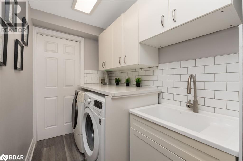 












41 MILL Street

,
Georgetown,




Ontario
L7G2H6

