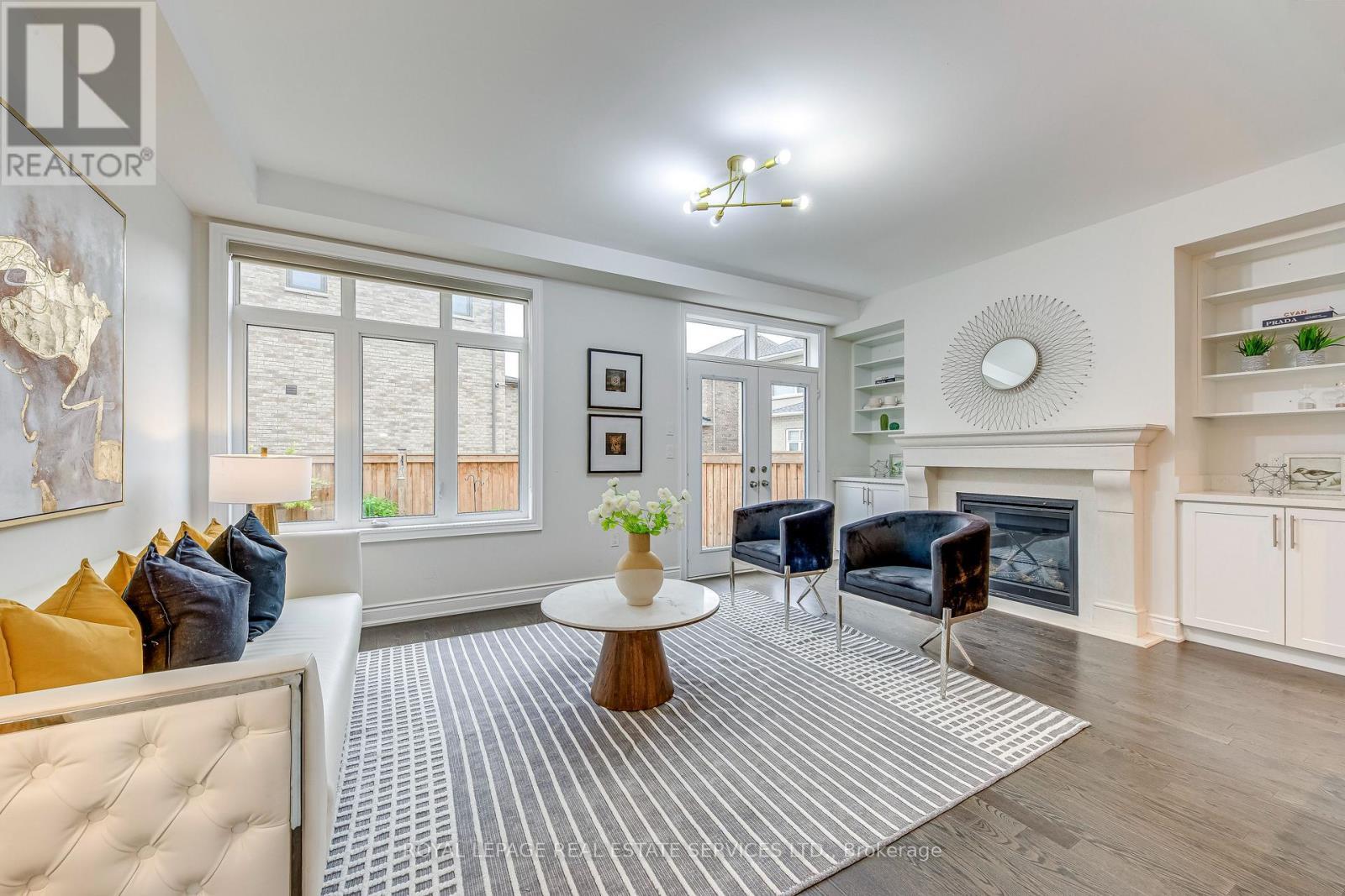 












3234 POST ROAD

,
Oakville,




Ontario
L6H7C5

