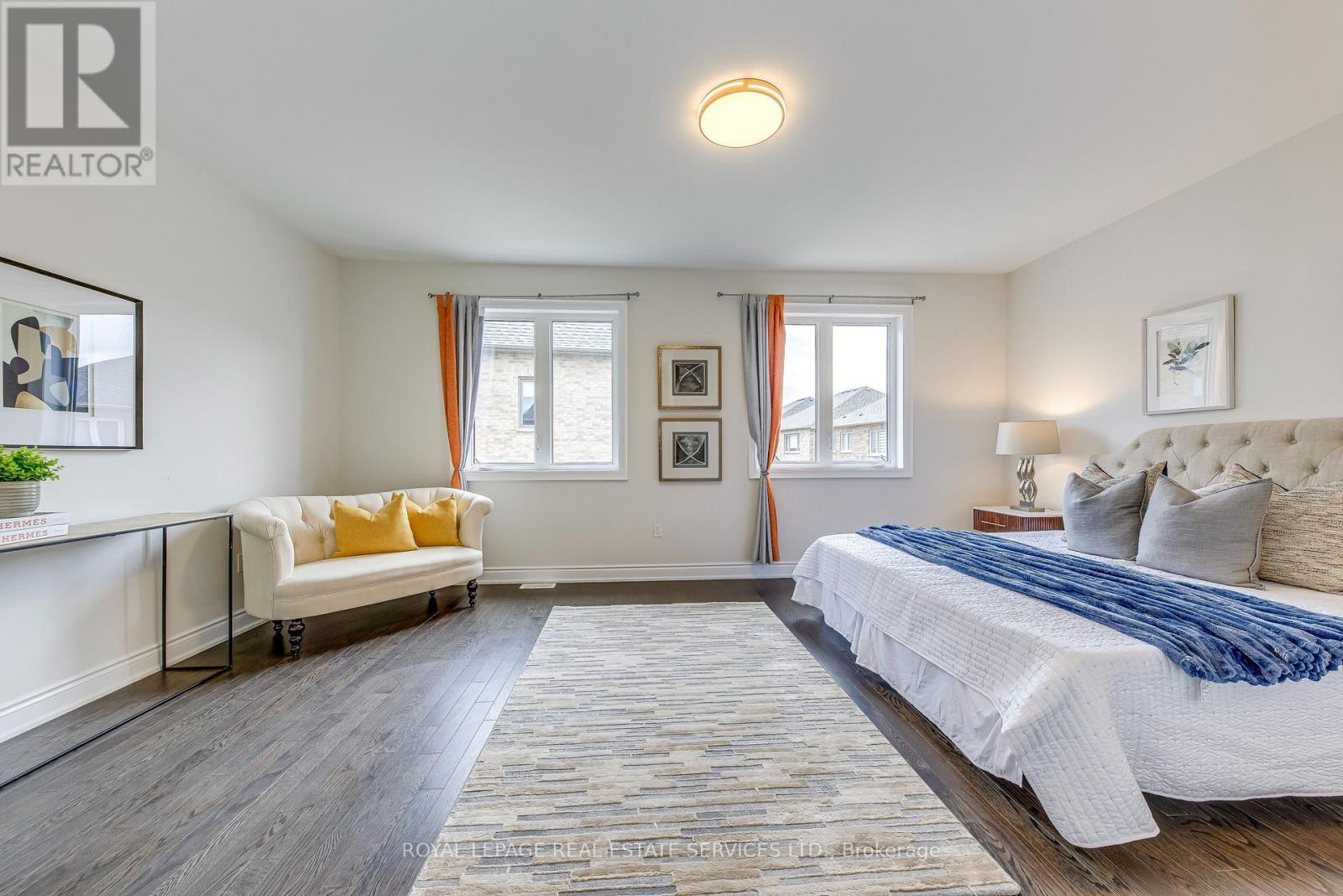 












3234 POST ROAD

,
Oakville,




Ontario
L6H7C5

